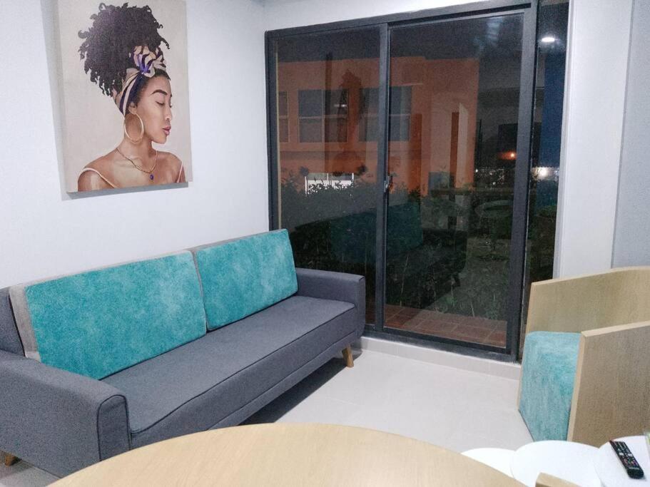The Refuge#1 Lovely 2 BR-Apt pool & good vibes