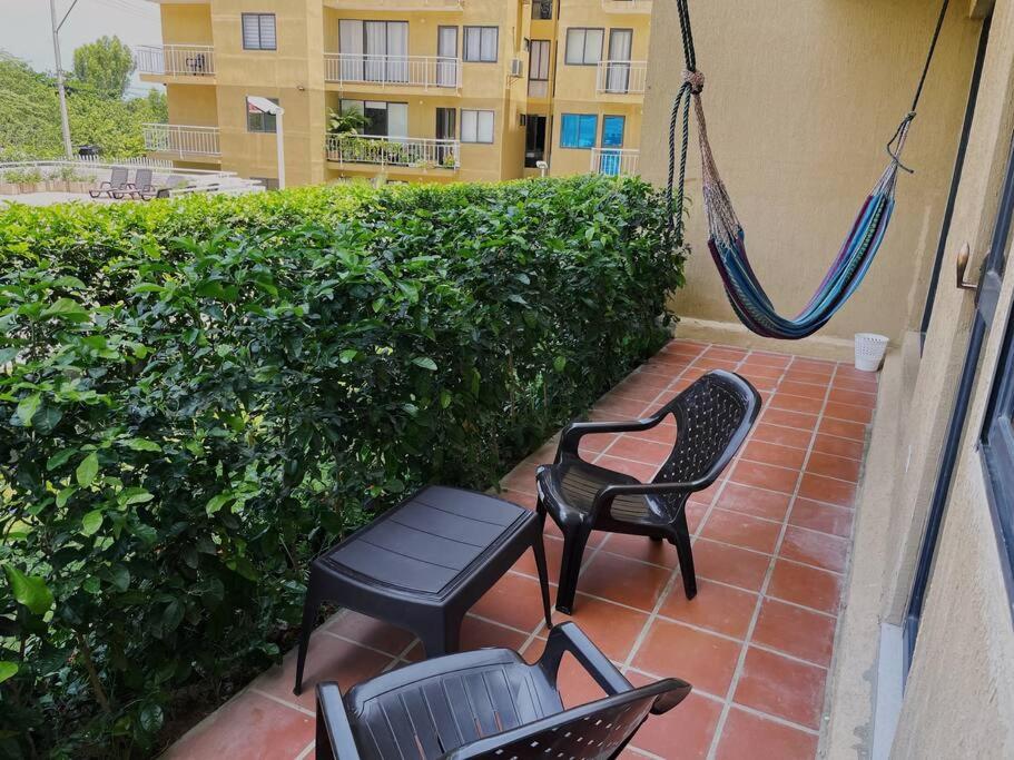 The Refuge#1 Lovely 2 BR-Apt pool & good vibes