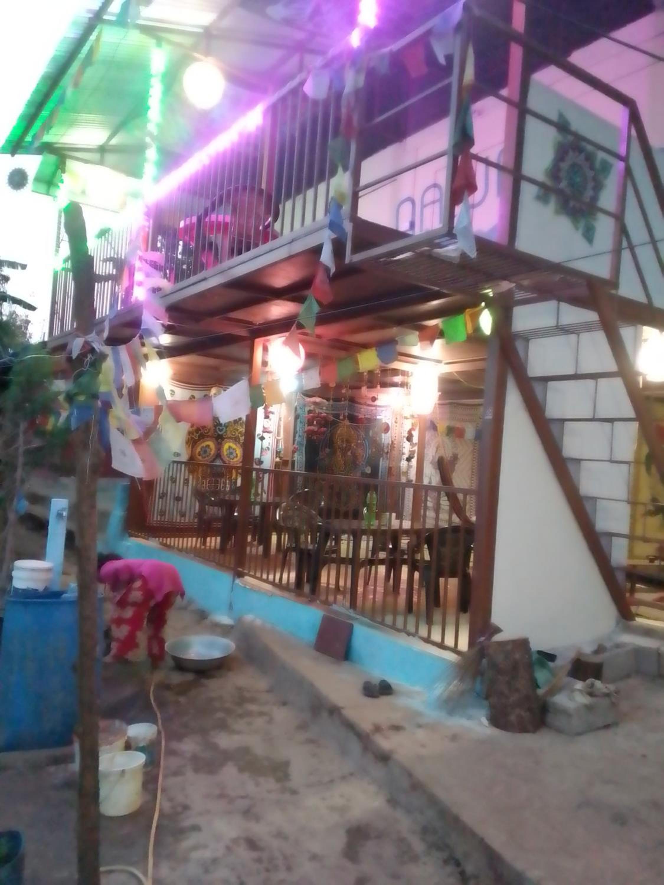 Photo 9
