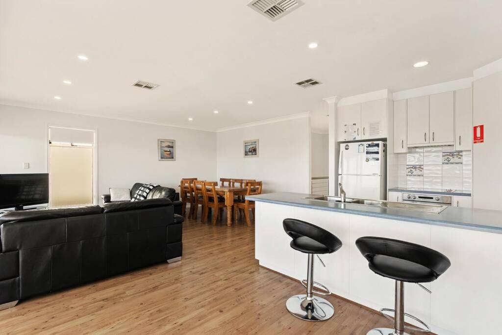 45 OceanView in central Victor Harbor