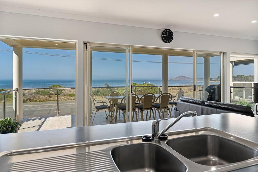 45 OceanView in central Victor Harbor