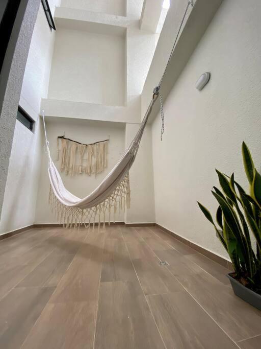 New apto in convenient location with parking