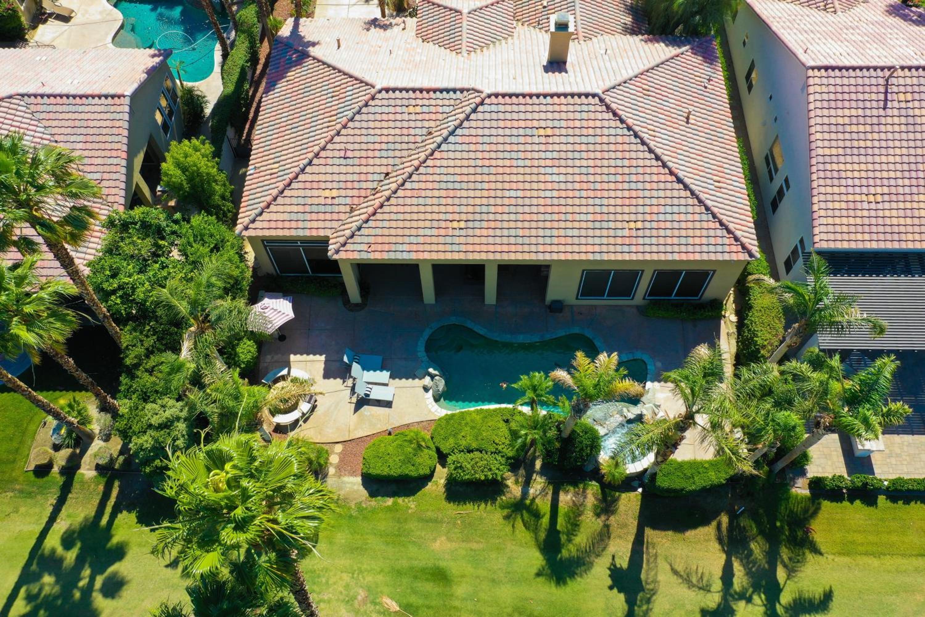 Spacious 5BR Desert Oasis: Pool Hot Tub Fire Pit PGA West Golf Course