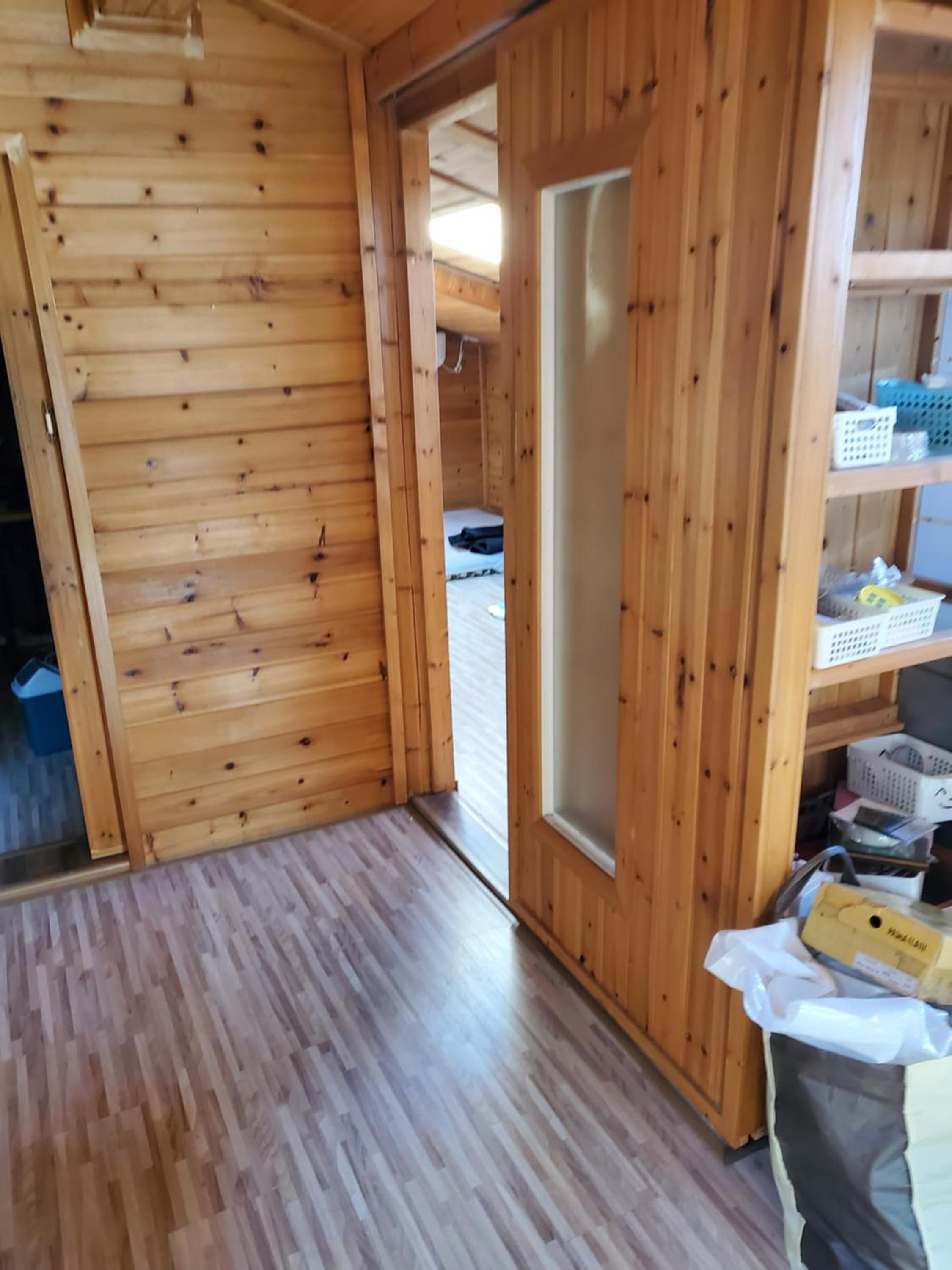 Photo 12