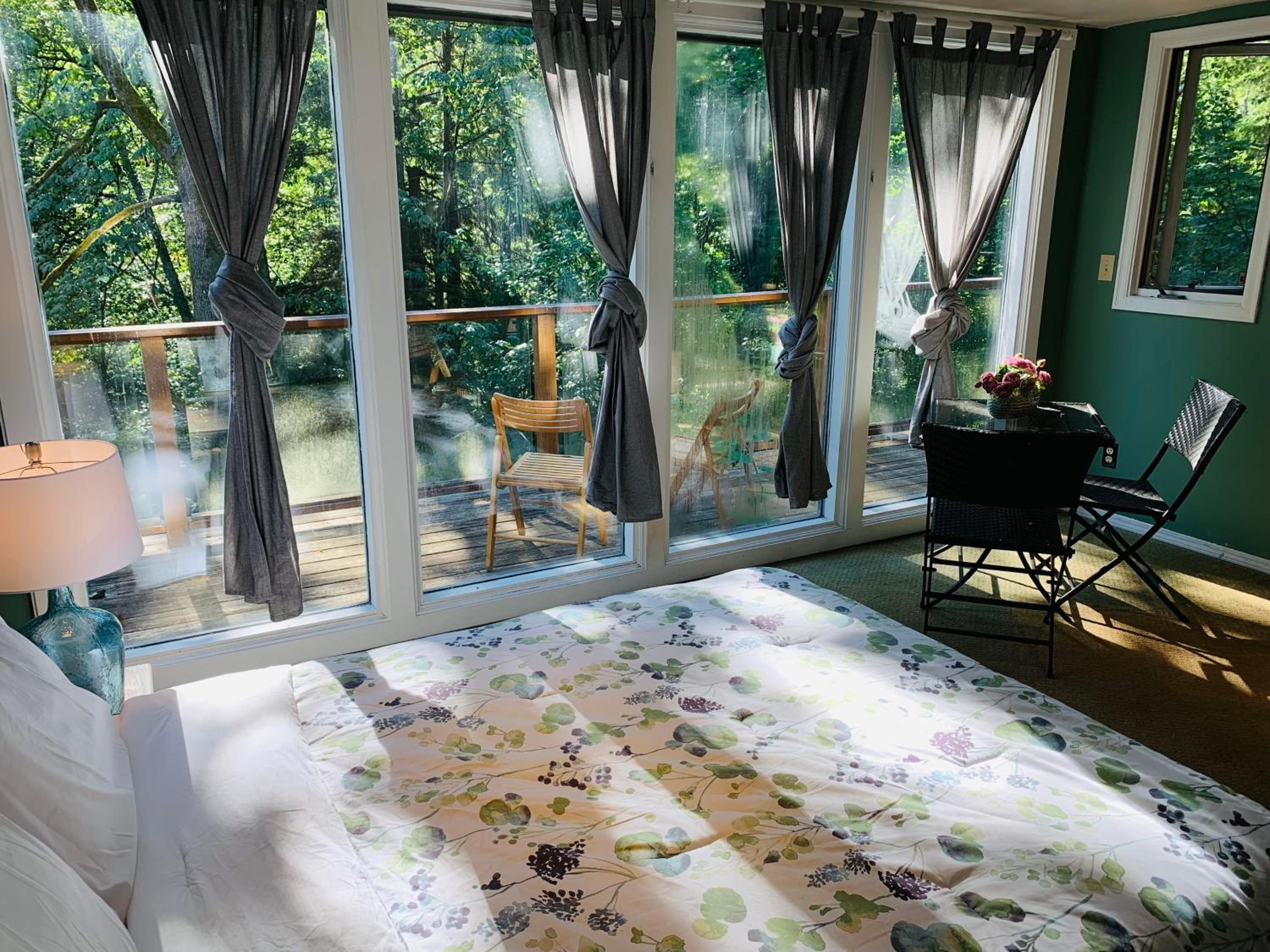 Creekside private suite