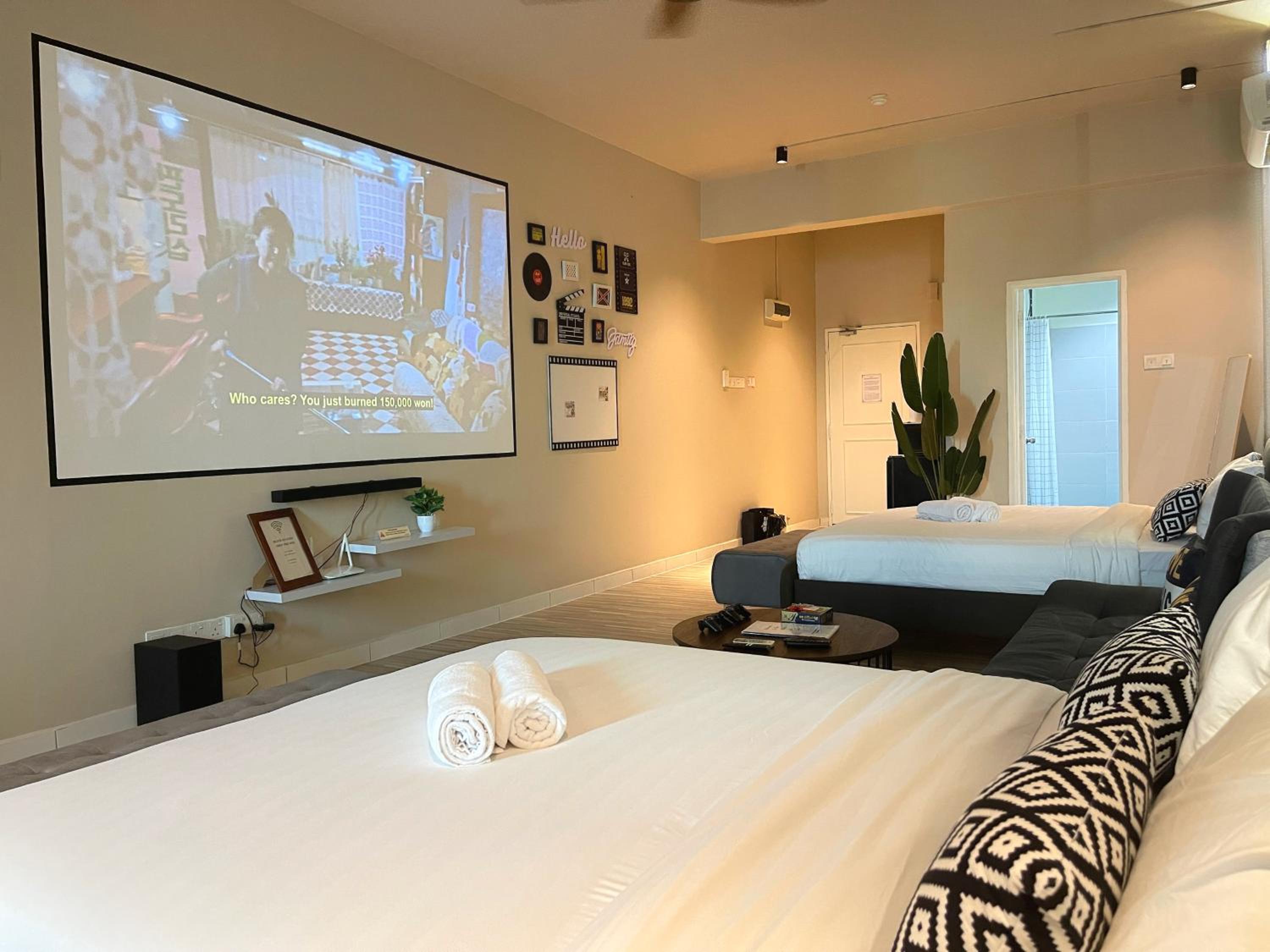 Cozy Milky Home Mount Austin JB 5 Pax