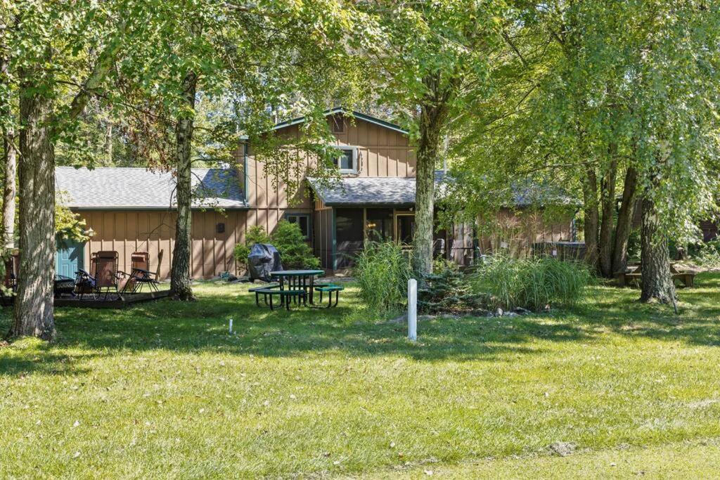 Mountain & Lake Escape w/ Hot Tub & Free Massages! view 2