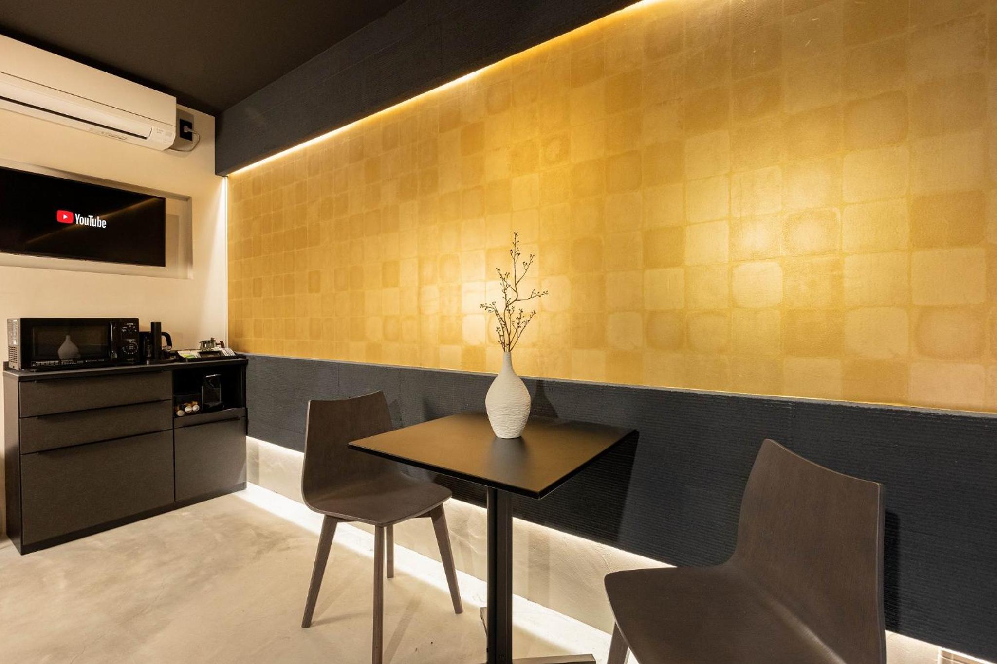 Bijou Suites Chaya