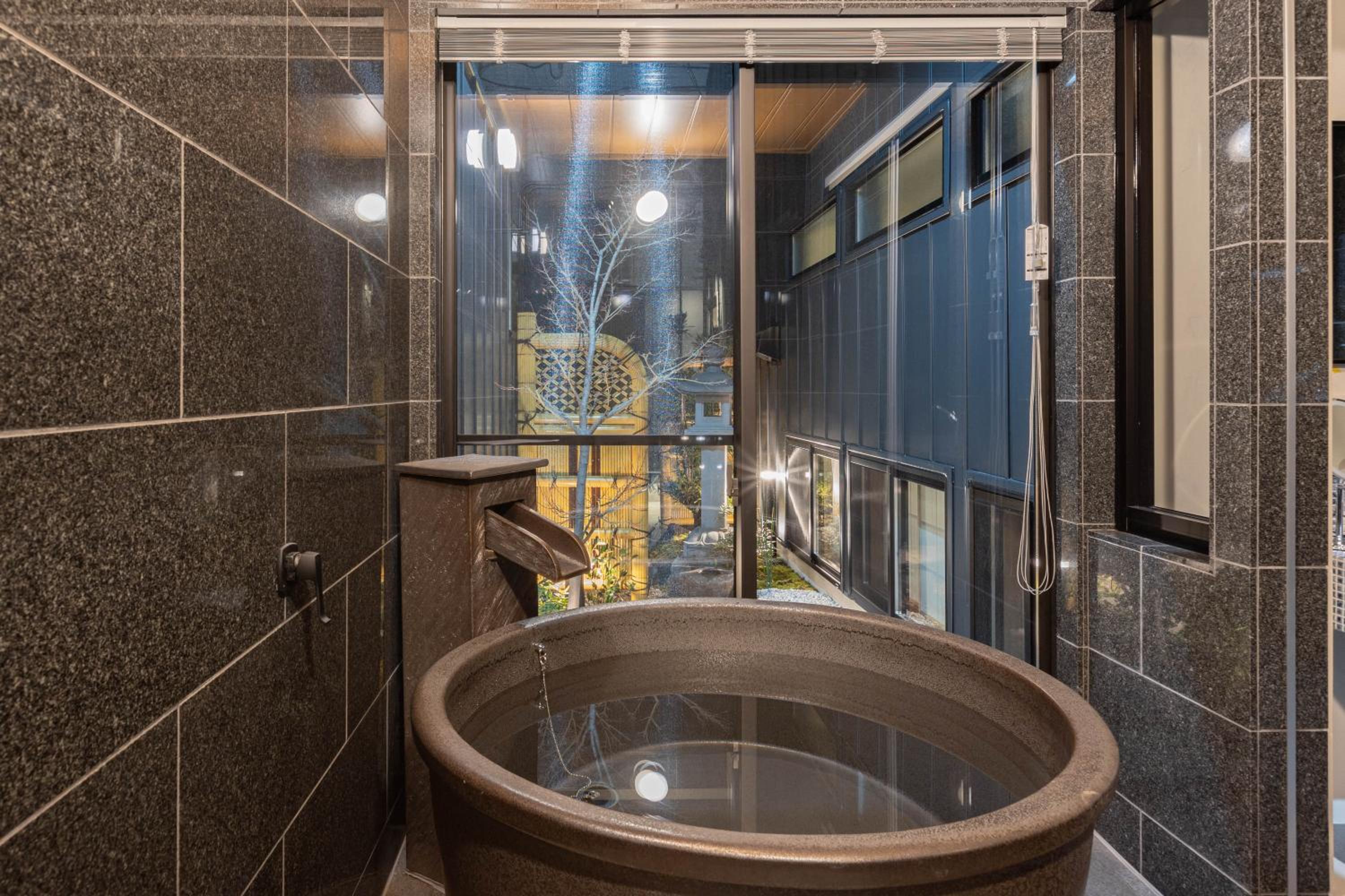 Bijou Suites Chaya