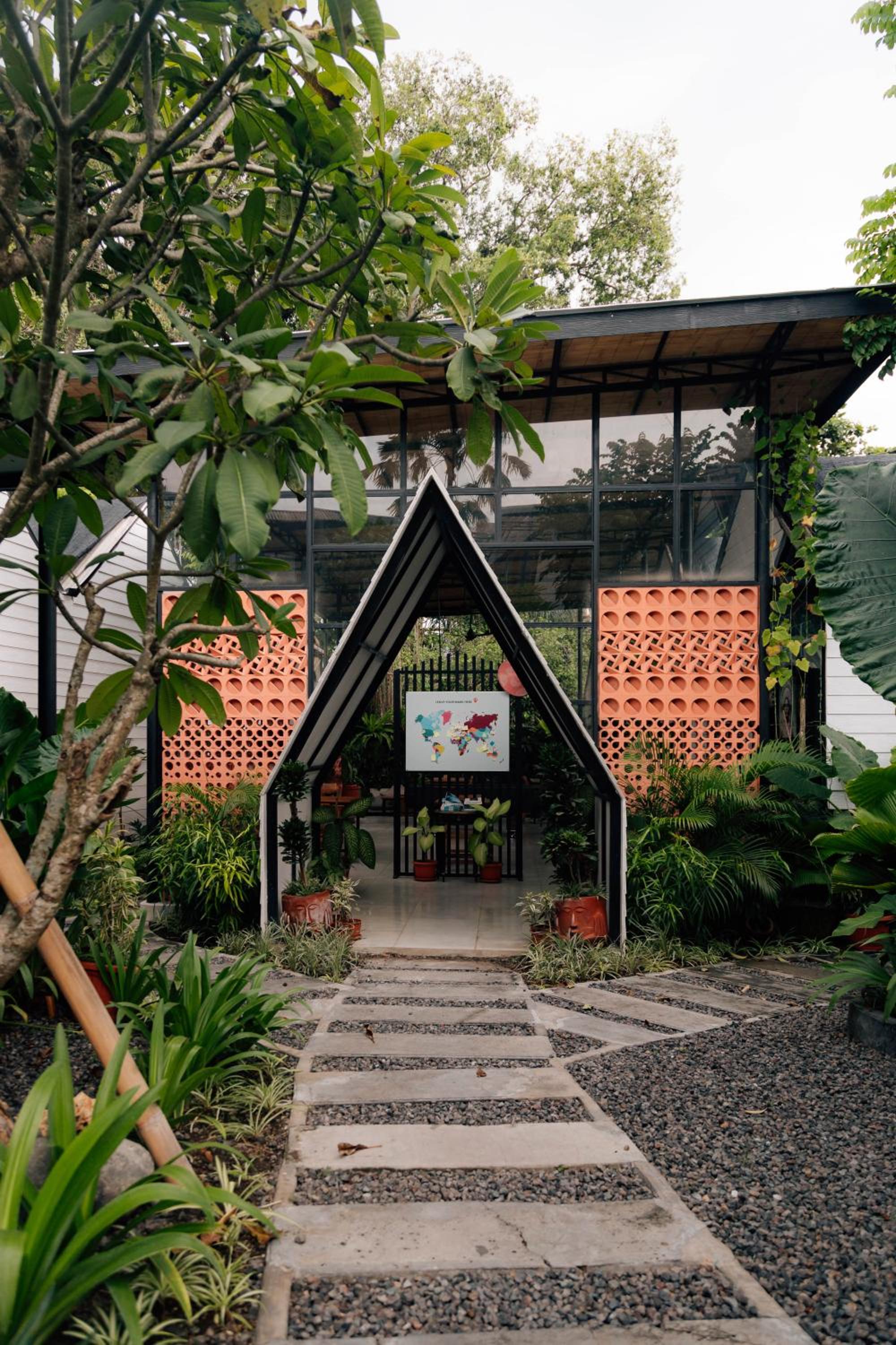 The Jungle Hostel Canggu — photo 125