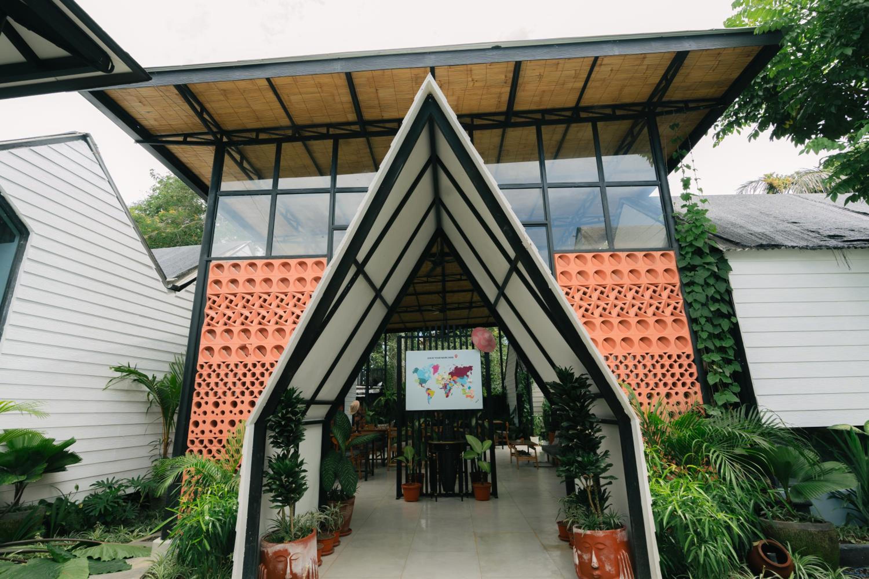 The Jungle Hostel Canggu — photo 121