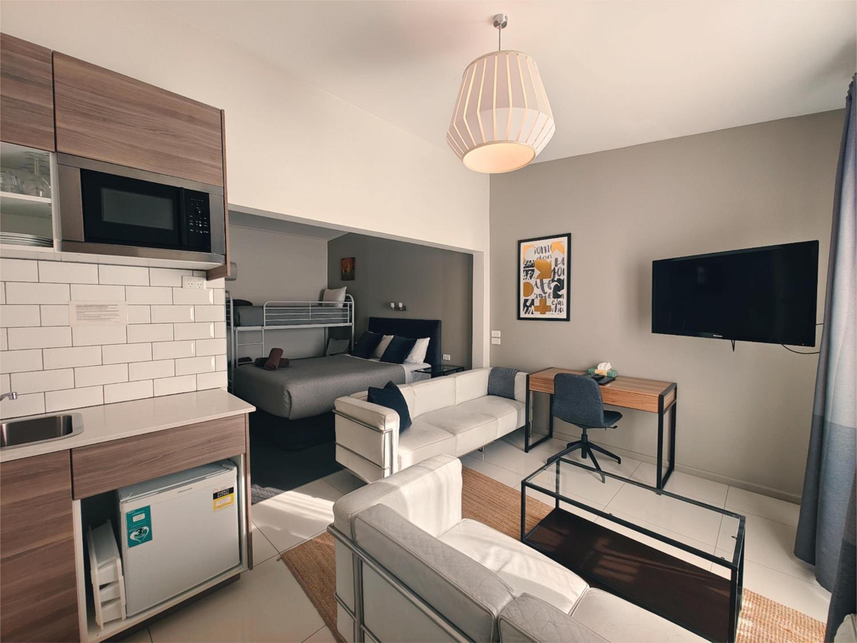 Altair Motel