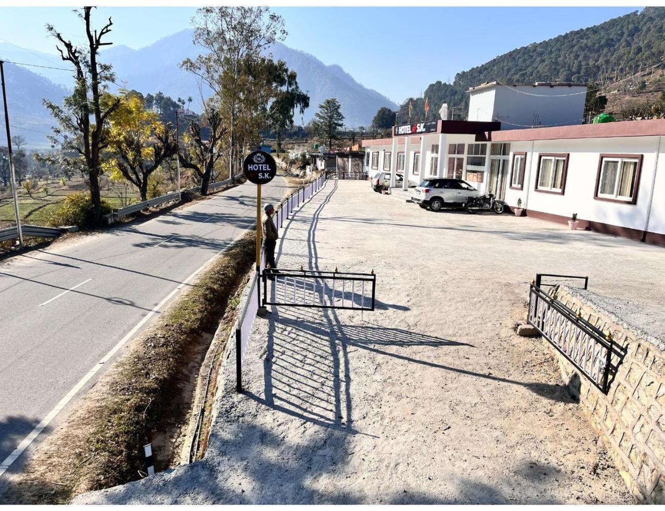 Hotel Shri S.K. & Restaurant, Uttarkashi view 4