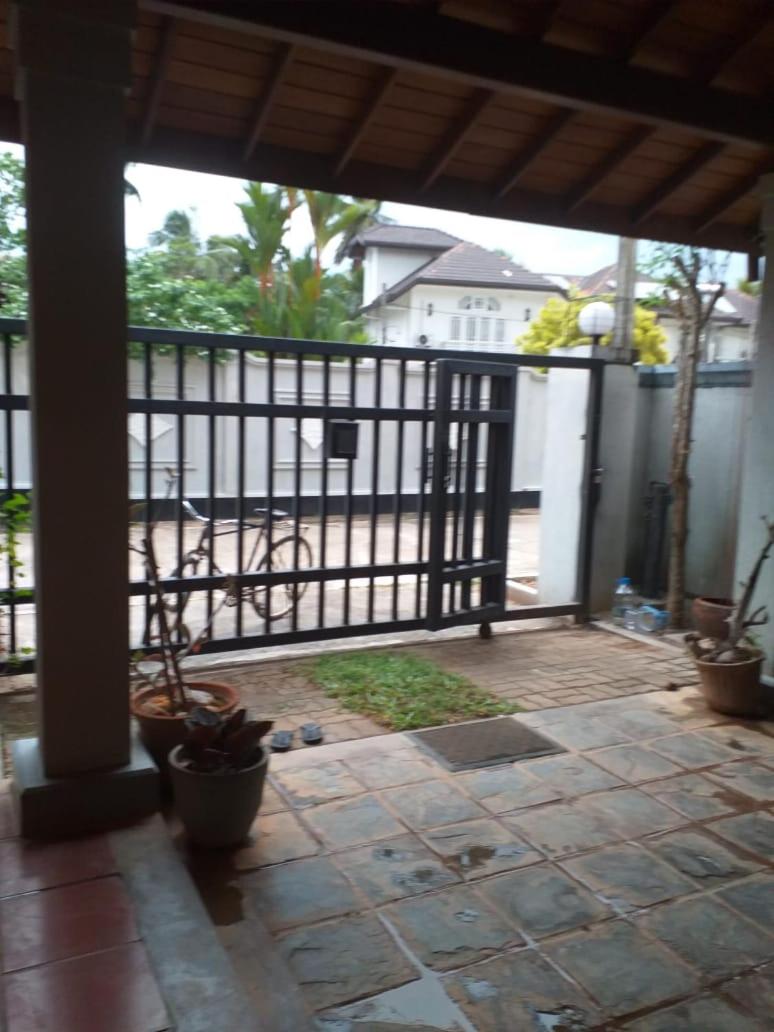 Negombo Holiday Home
