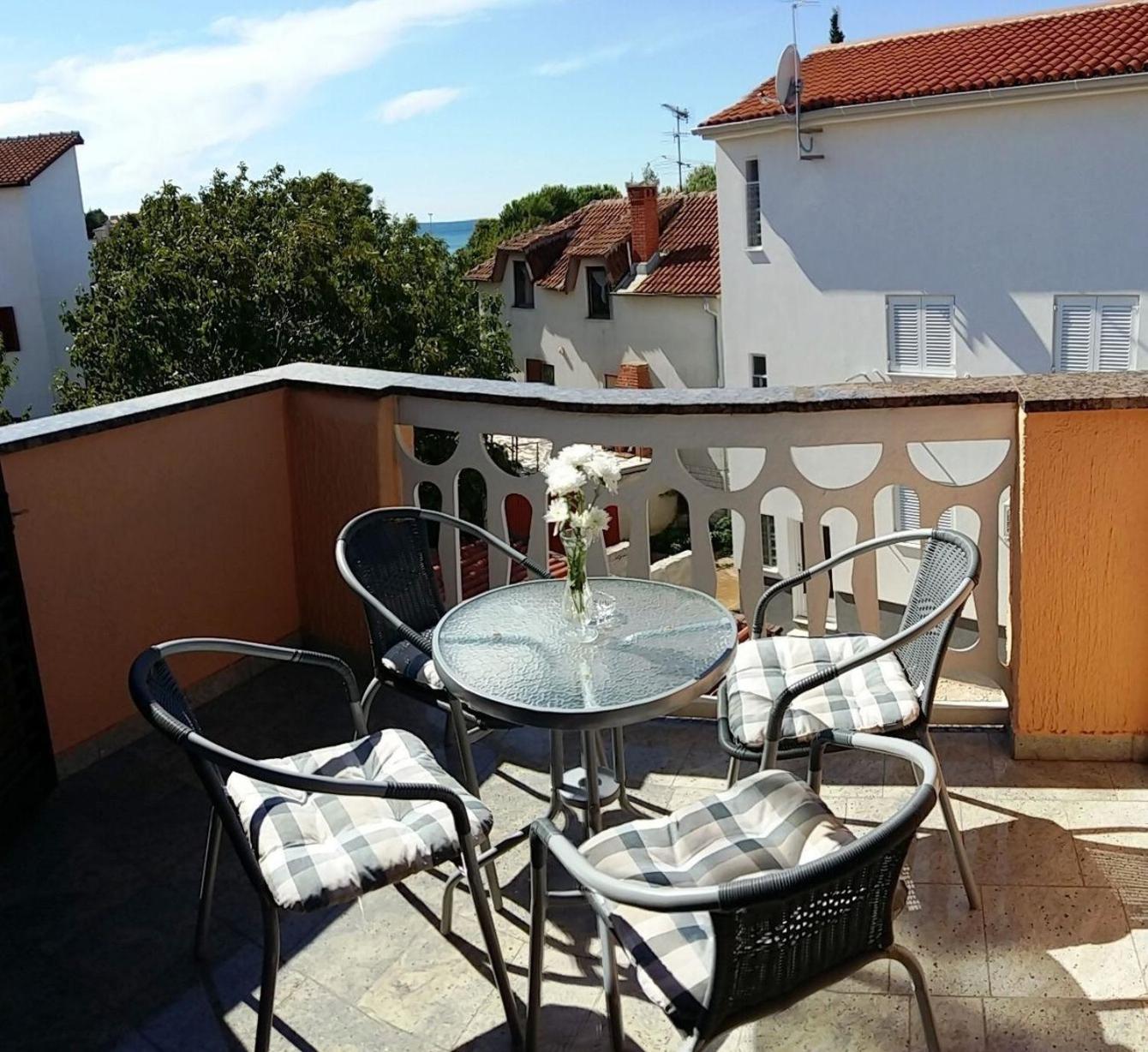 Ferienappartement Edi mit zwei Balkonen