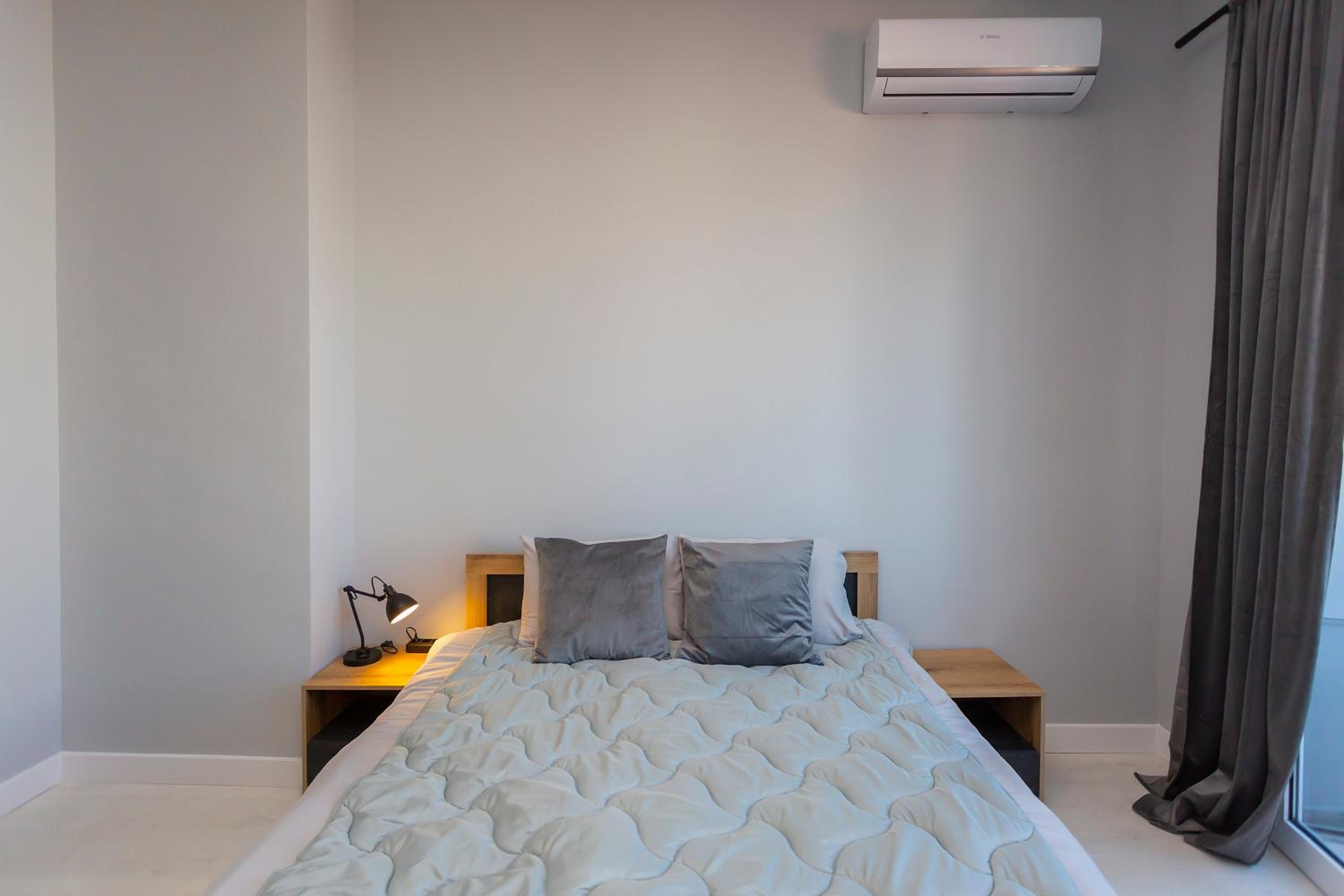 Urban Elegance Apartment