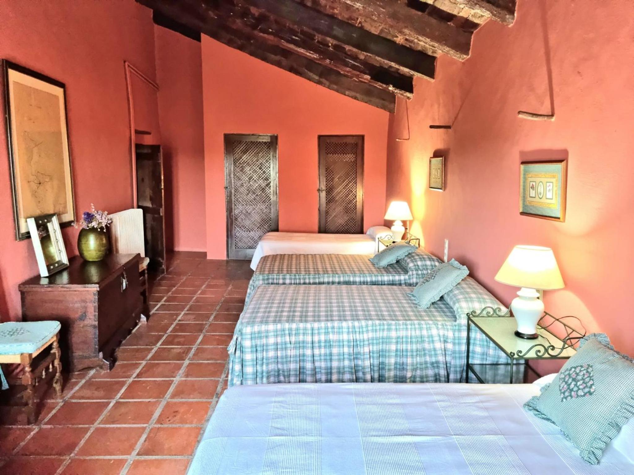Masía Finca La Sazadilla con Piscina