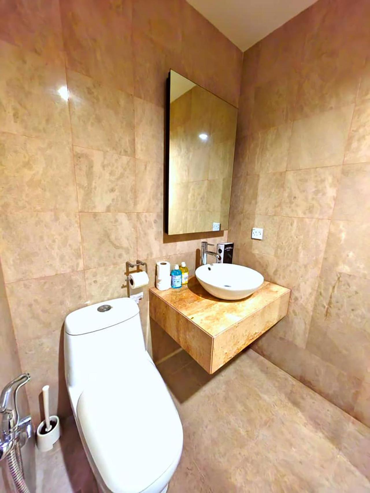 2Rooms QueenBed In D Heart of KL