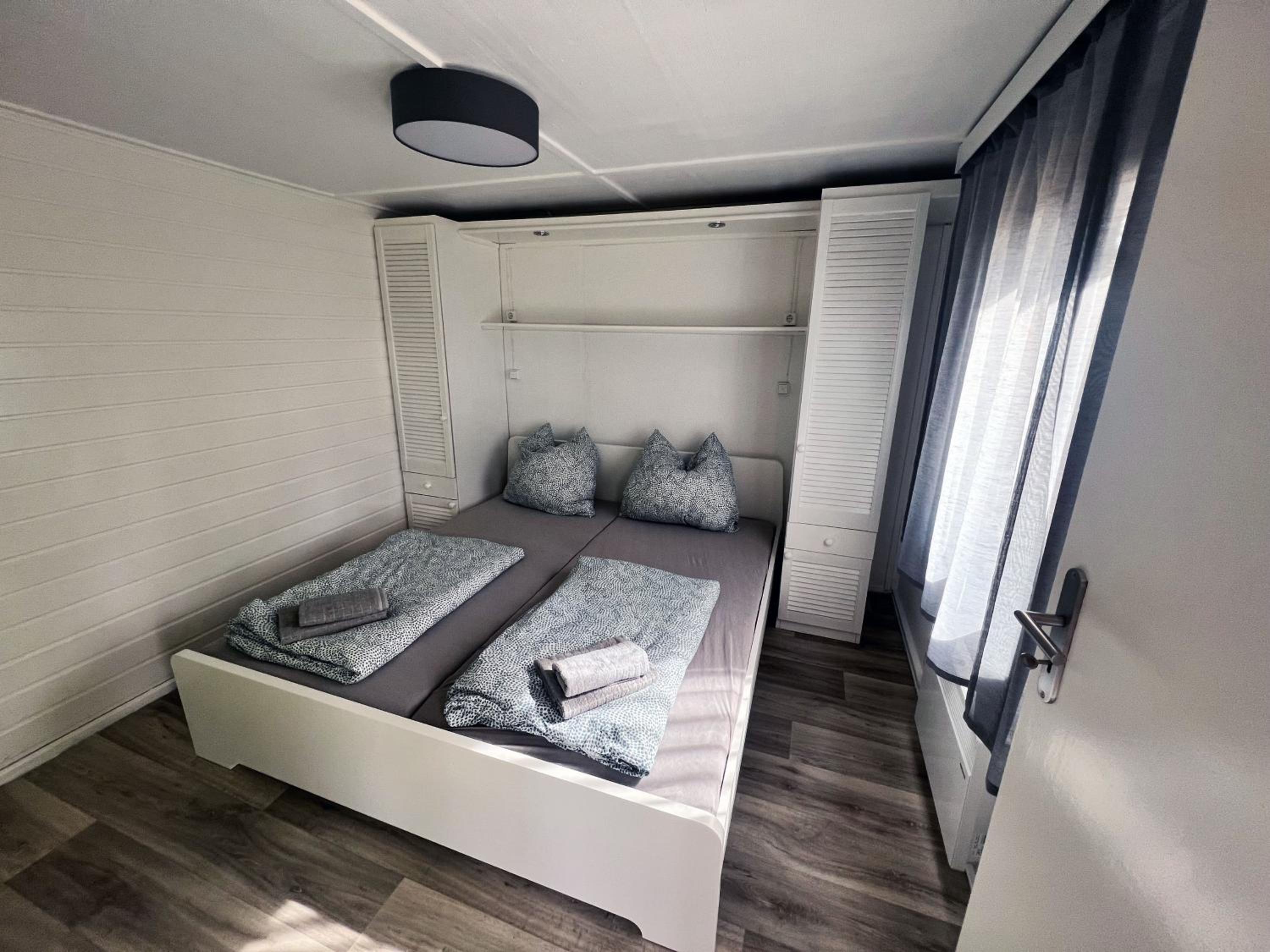 Ferienhäuser Insel Usedom Waldhaus 2 mit Whirlpool - Direkt am Achterwasser