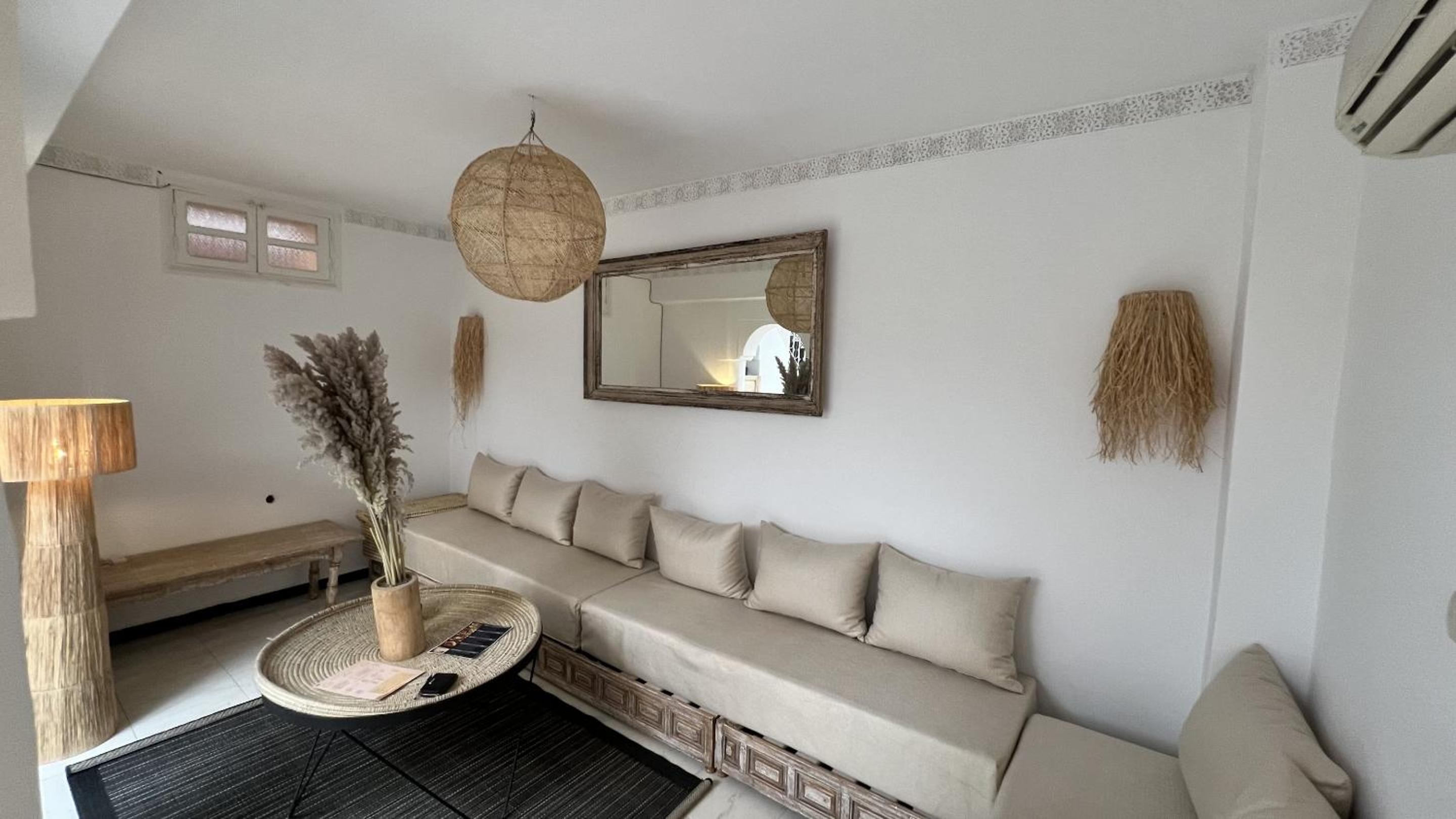 lounge