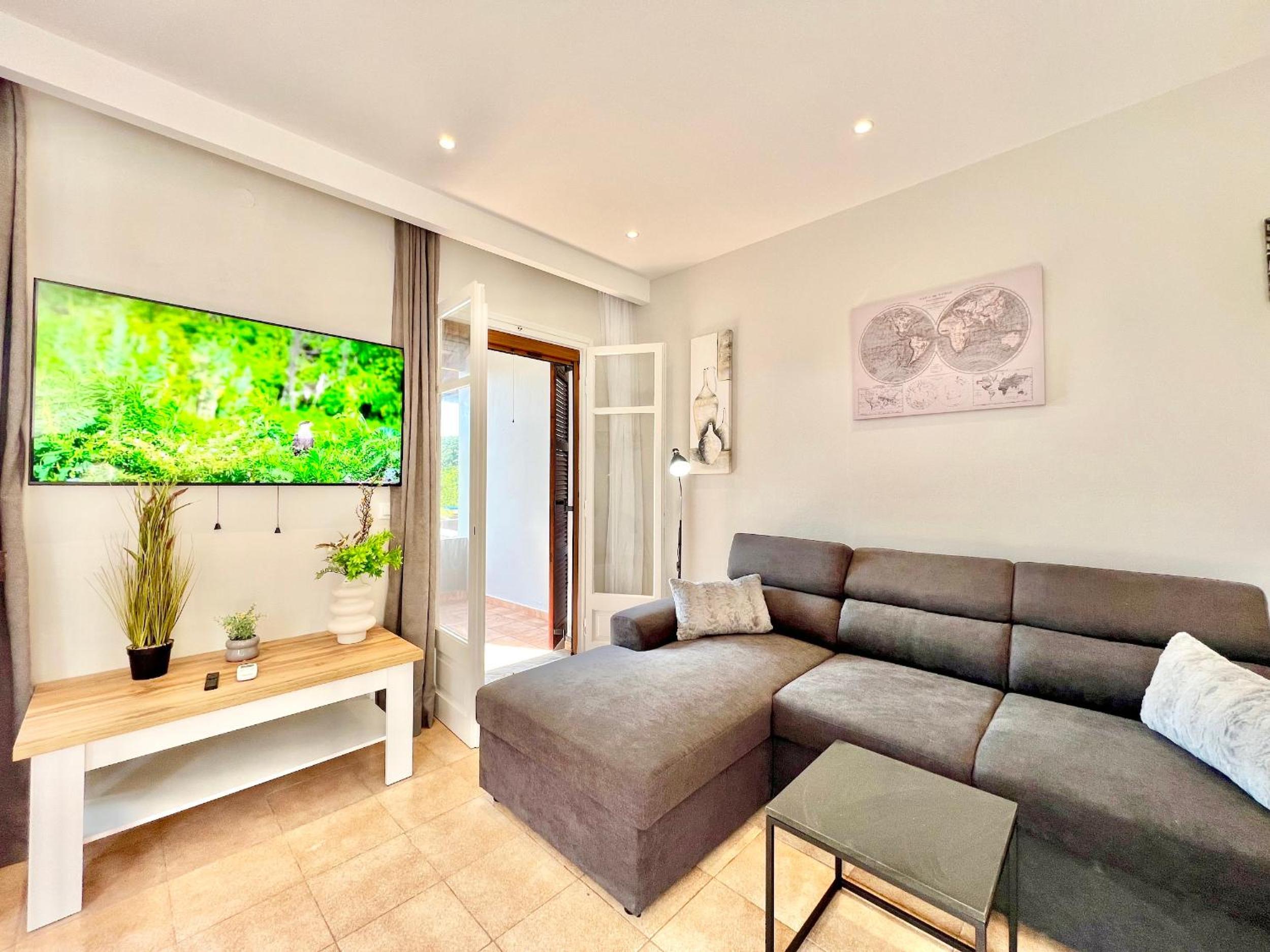 Beachfront Suites GardenMare by DadoVillas