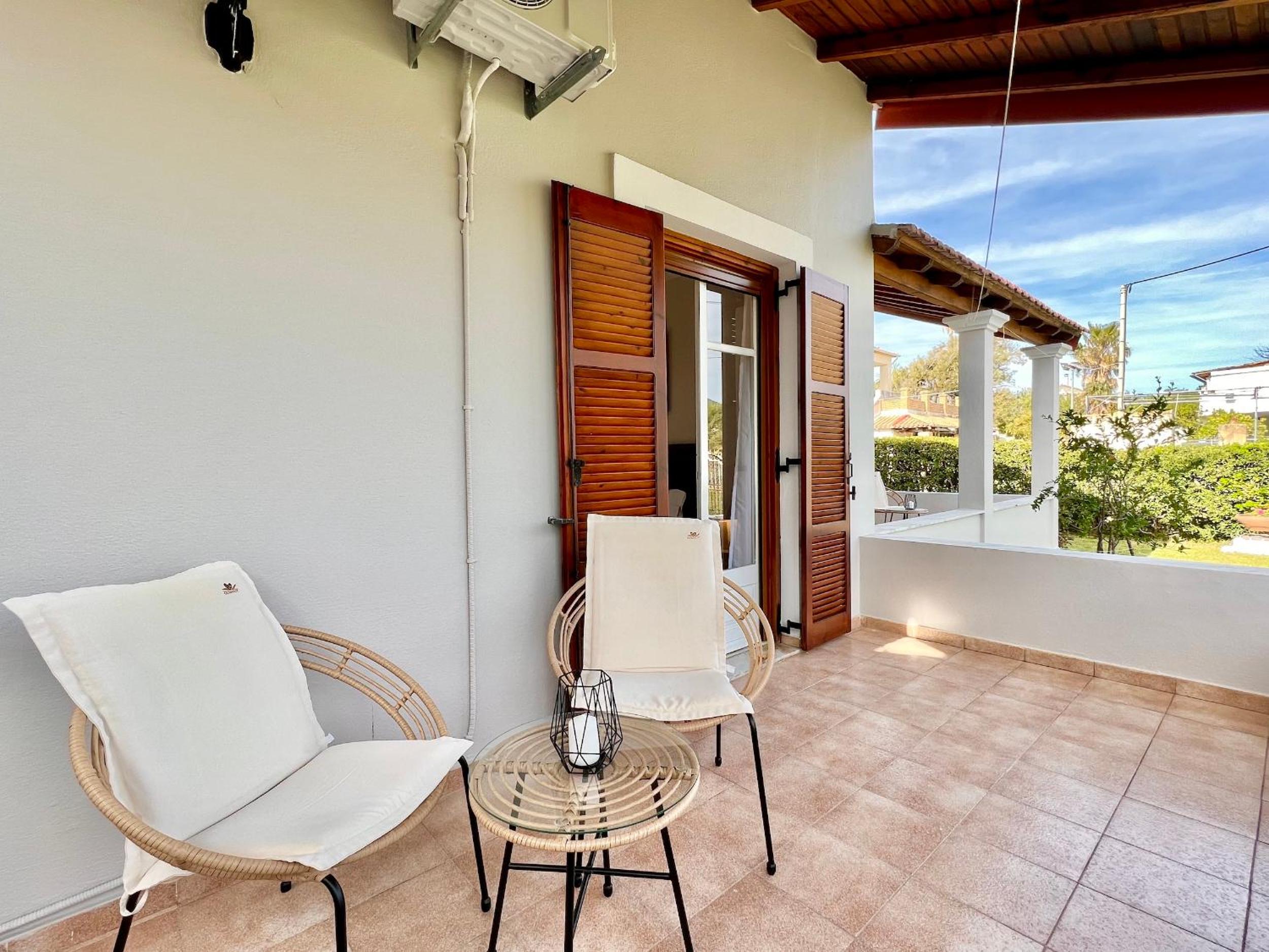 Beachfront Suites GardenMare by DadoVillas