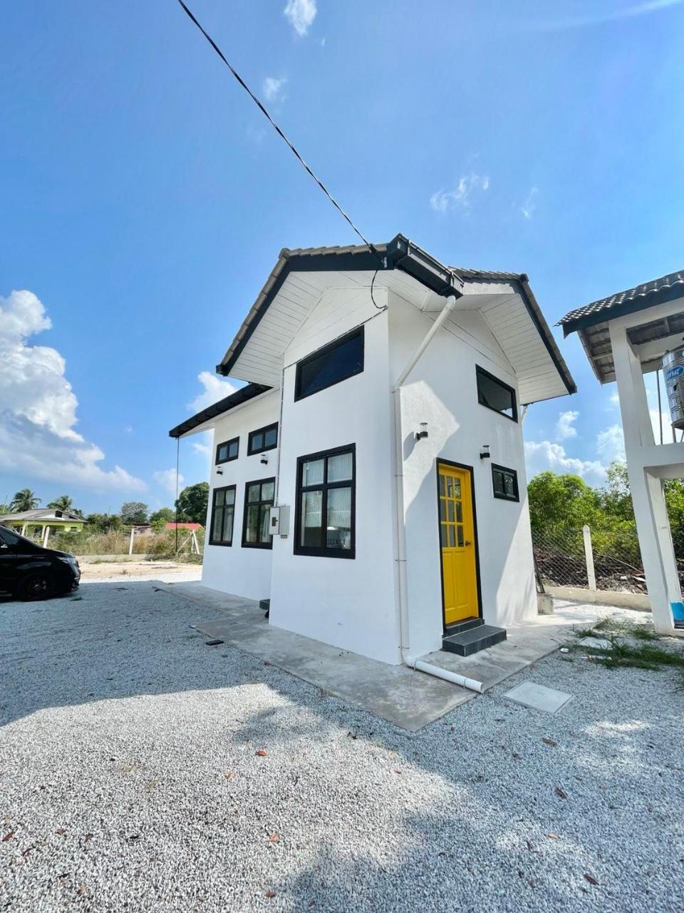 Memerang Tiny House & Pool near Merang Jetty photo 5