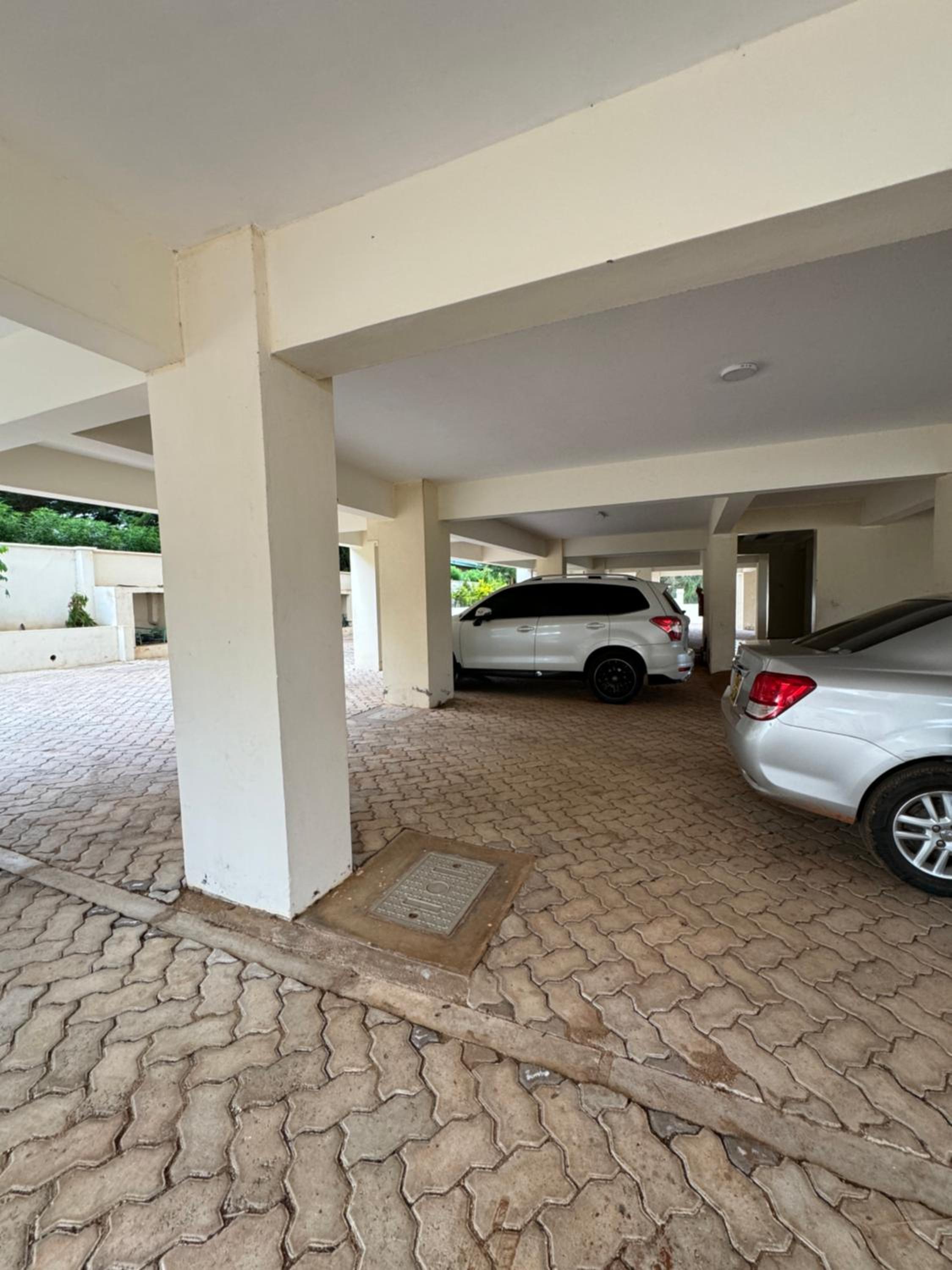 Hillsview Apartment