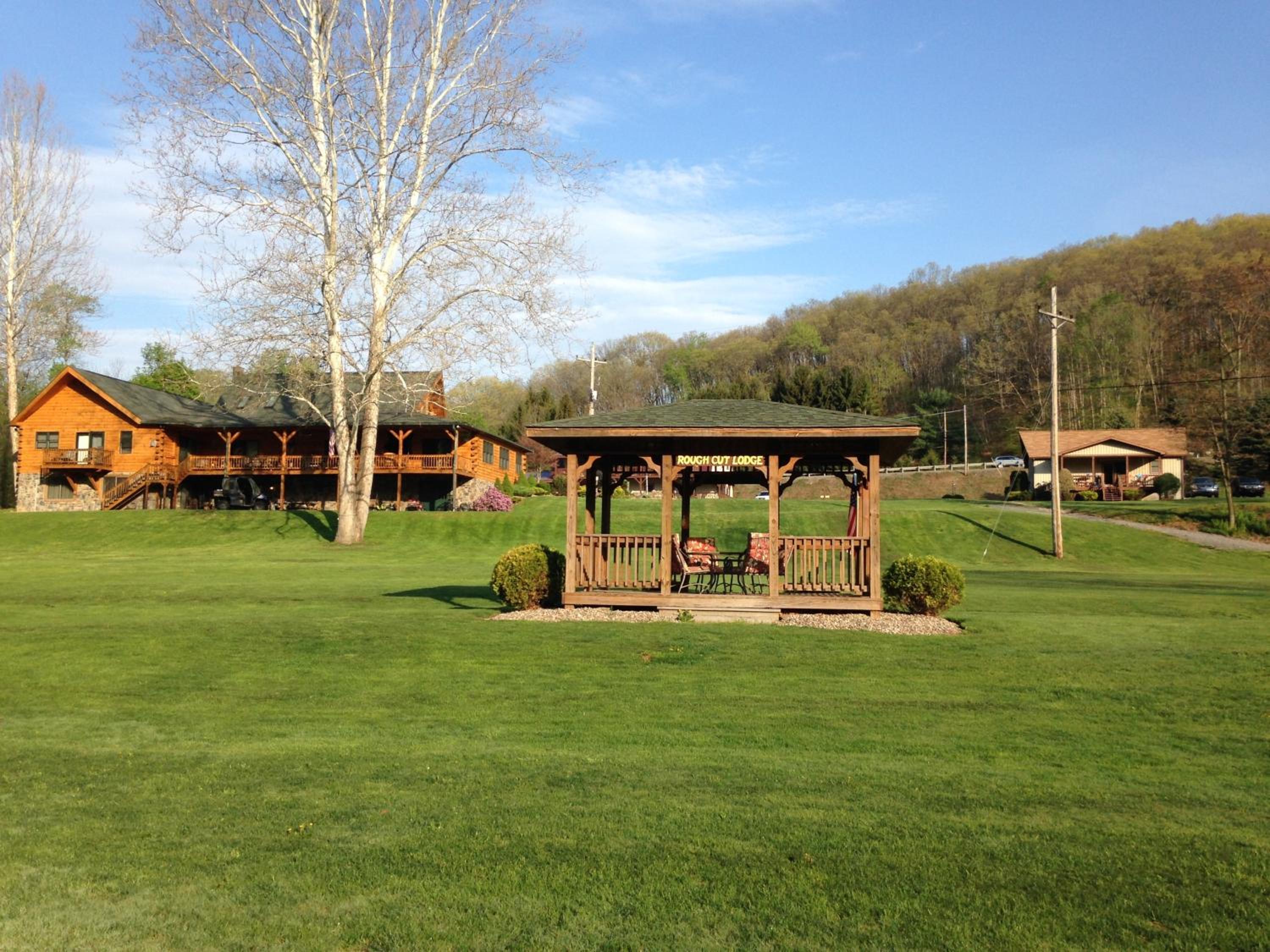 Rough Cut Lodge