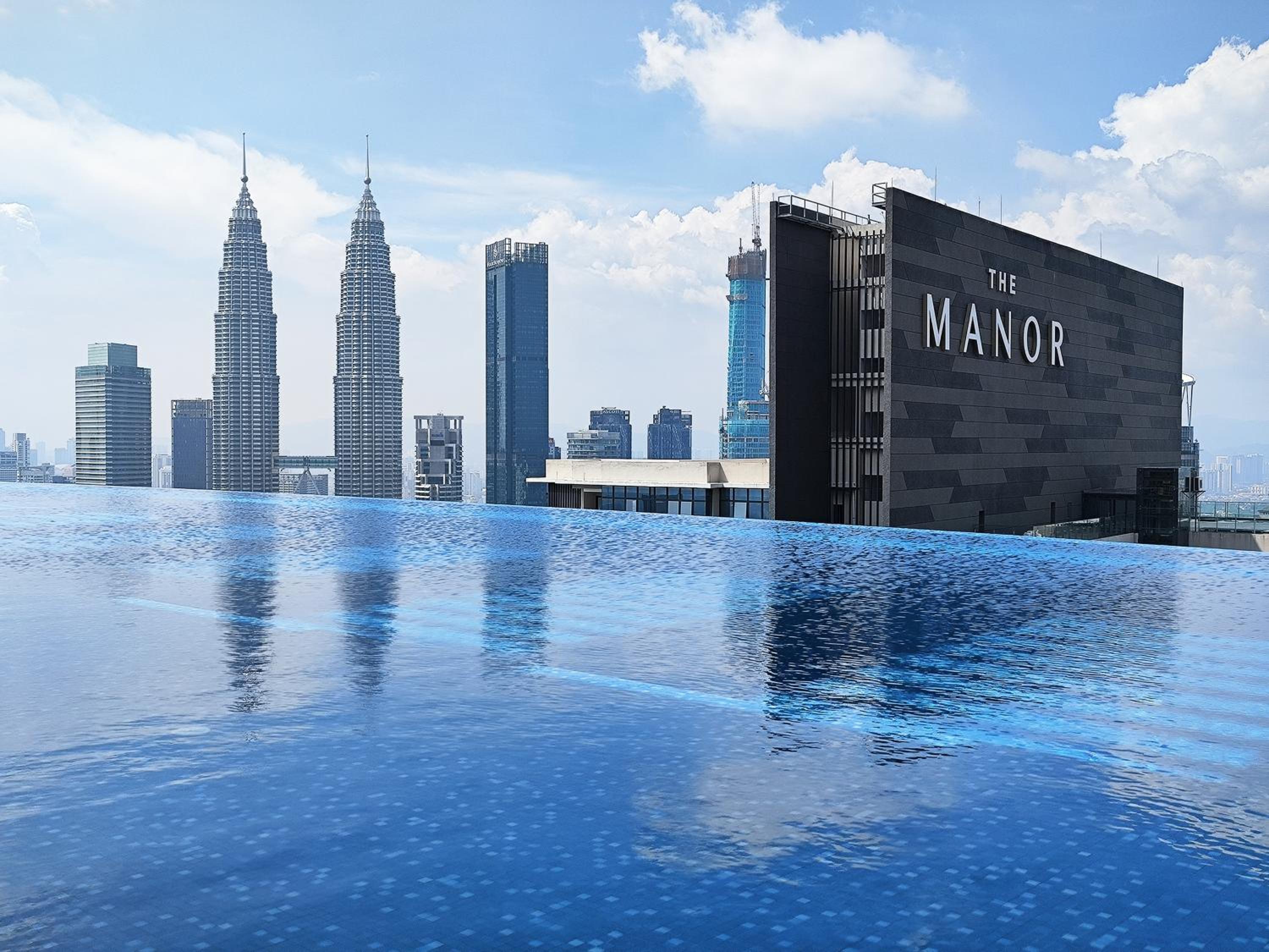 Eaton Residences KLCC by WSD