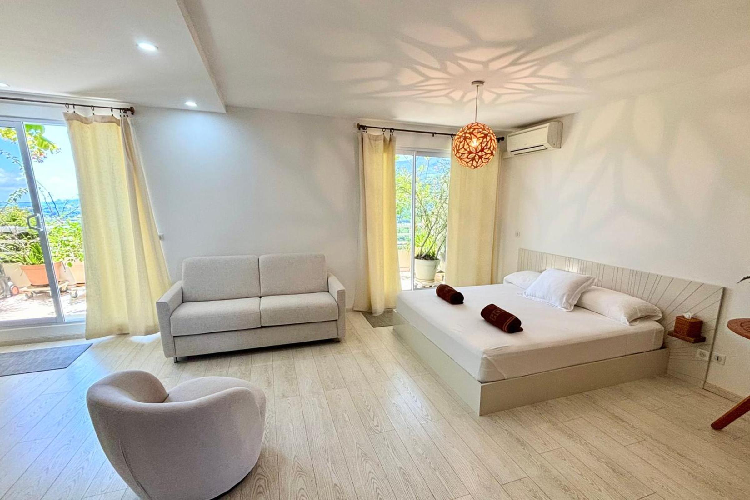 Duplex design sea view view 3
