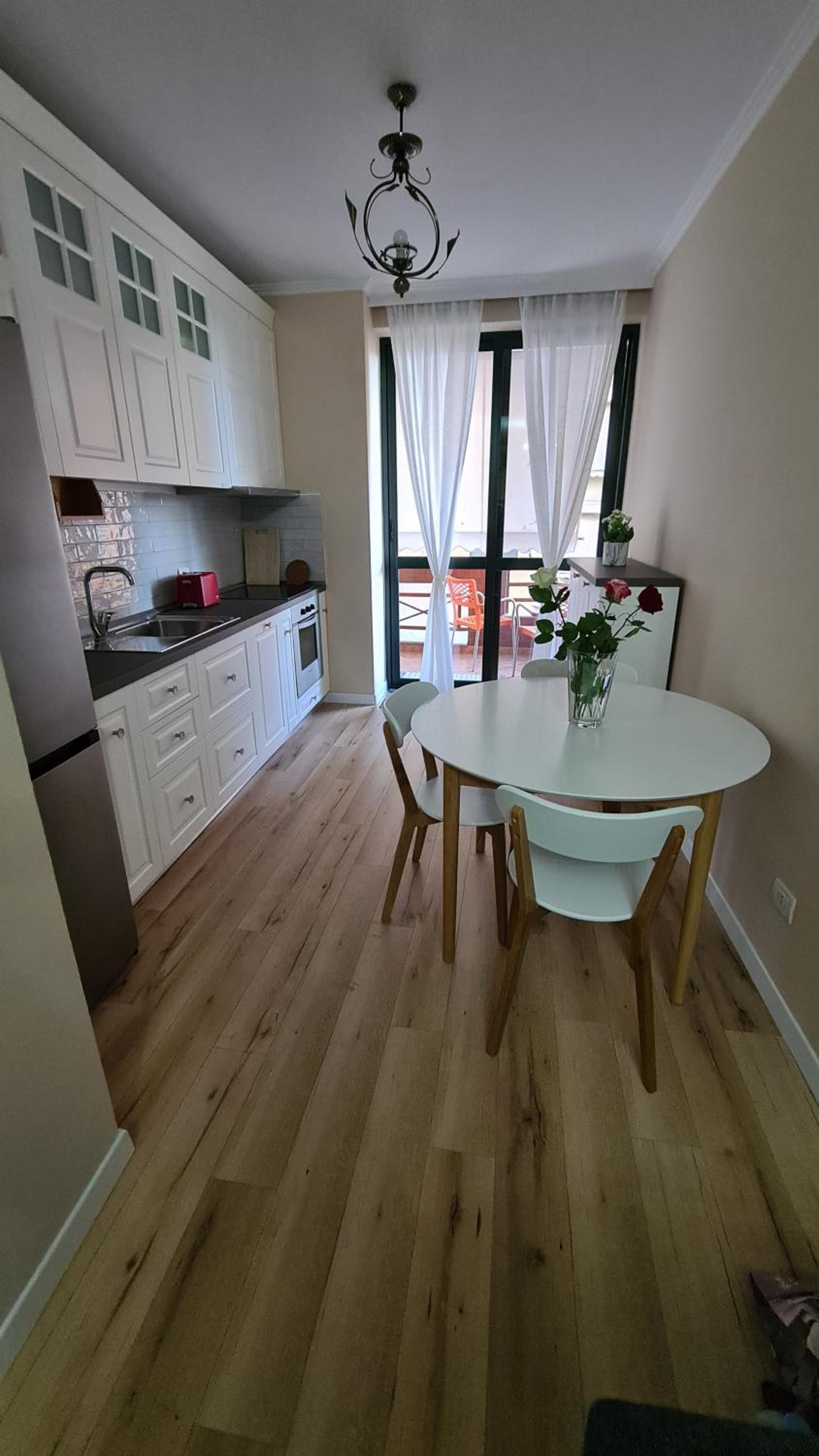 Family-friendly APT at 21 dhjetori w/Self Check-In