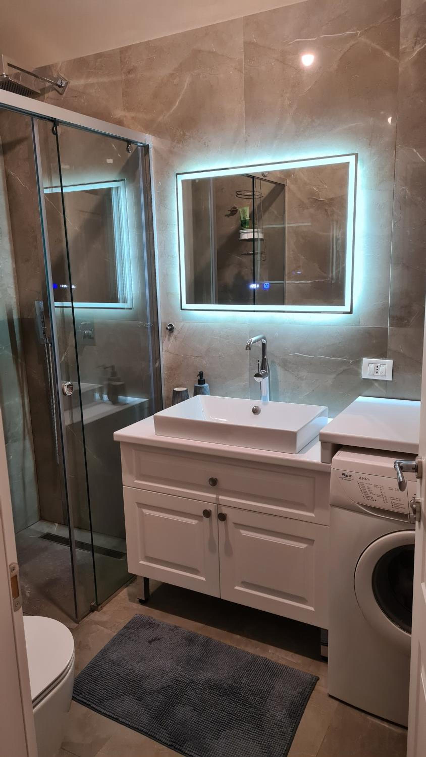 Family-friendly APT at 21 dhjetori w/Self Check-In