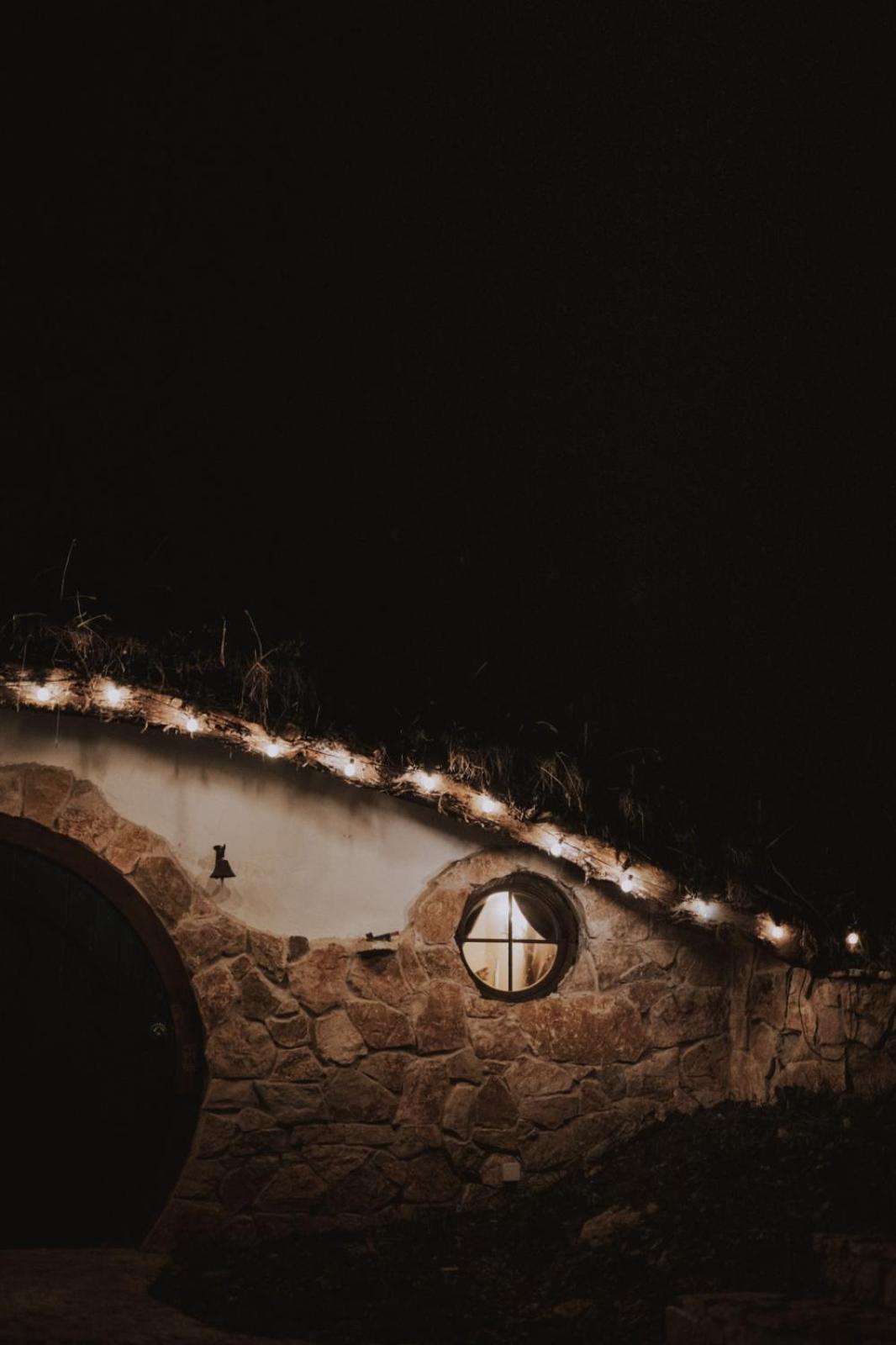 Mobbiton Mostar - Magical Underground Retreat