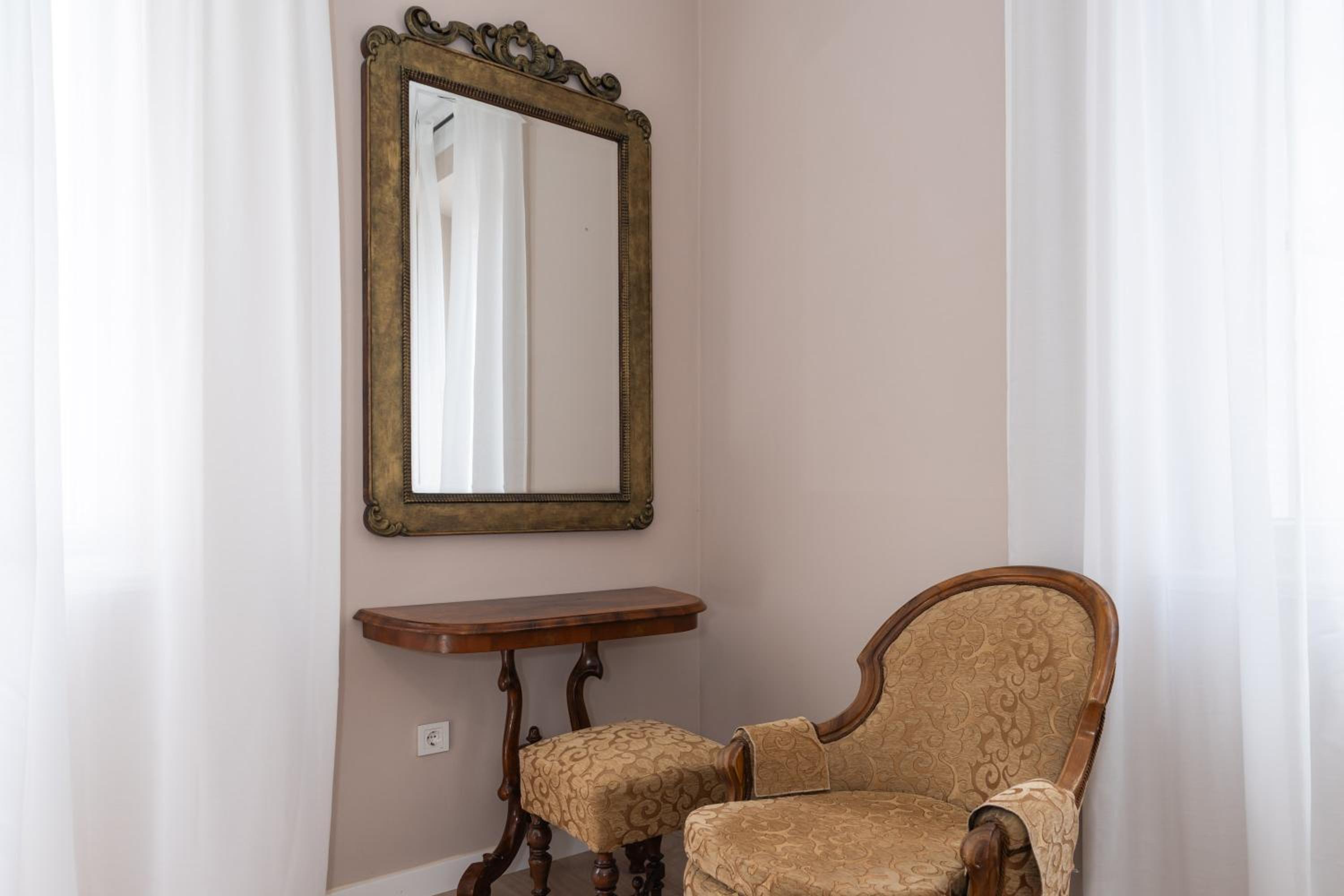 Evita luxury apartment