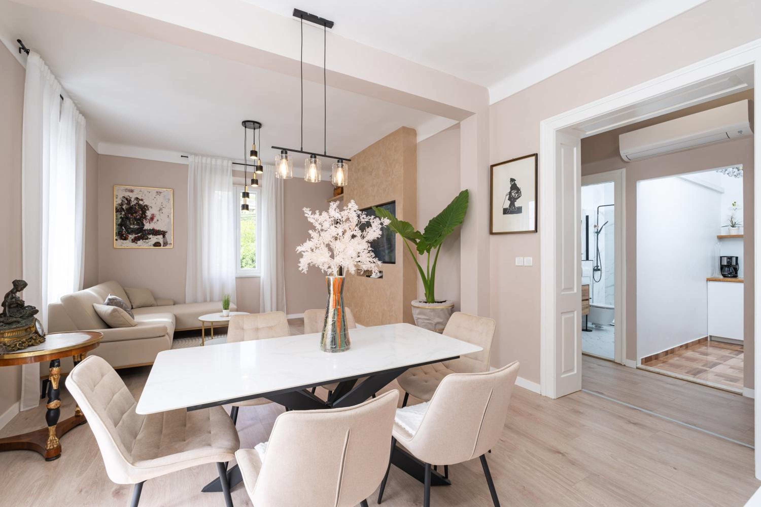 Evita luxury apartment