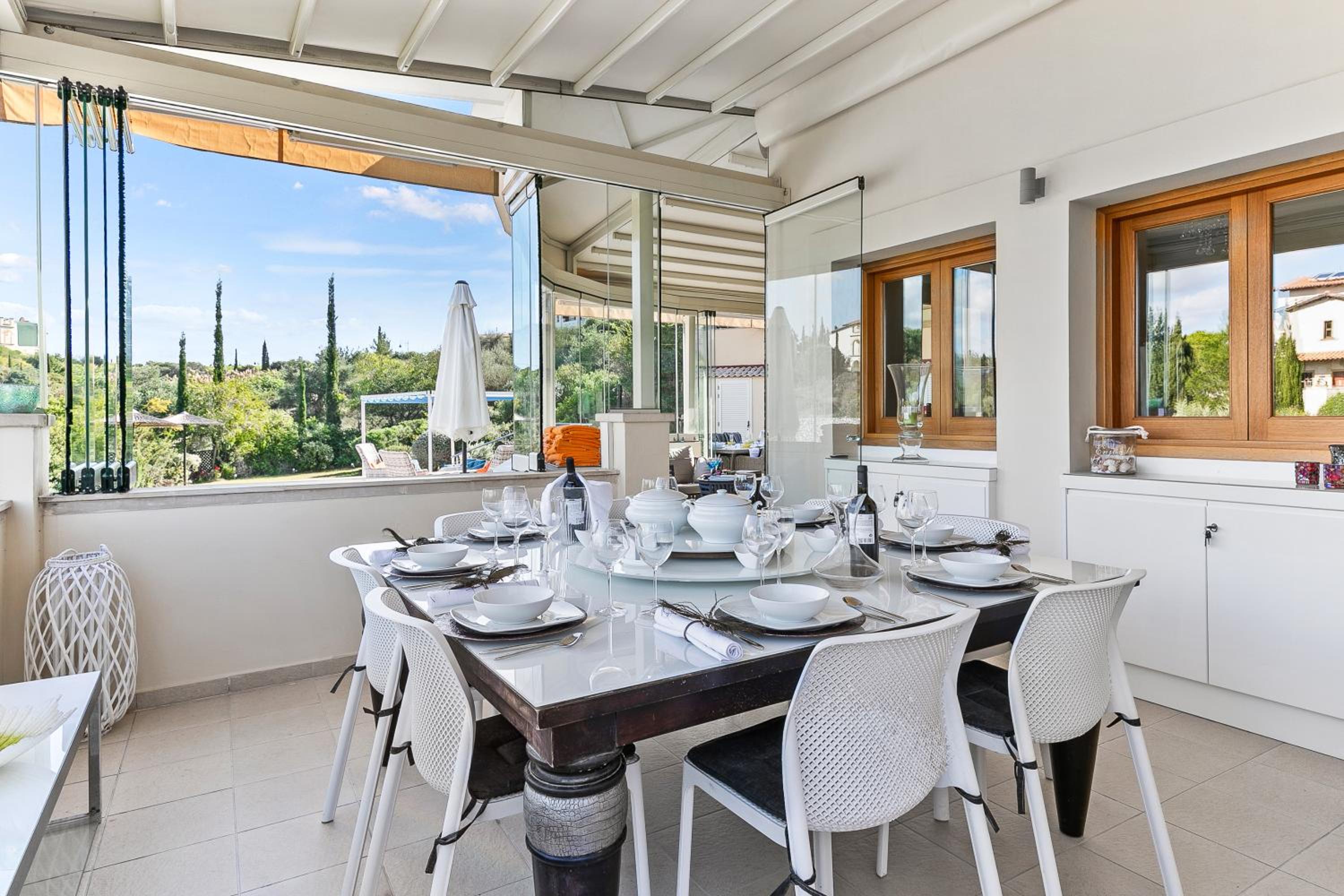 3 bedroom Villa Eleyjo with stunning private pool, Aphrodite Hills Resort