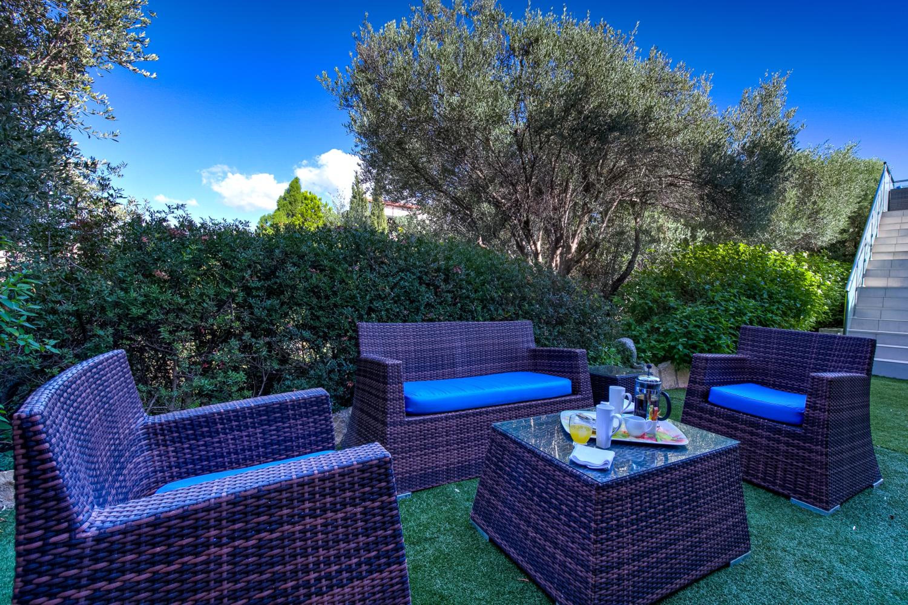 3 bedroom Villa Eleyjo with stunning private pool, Aphrodite Hills Resort