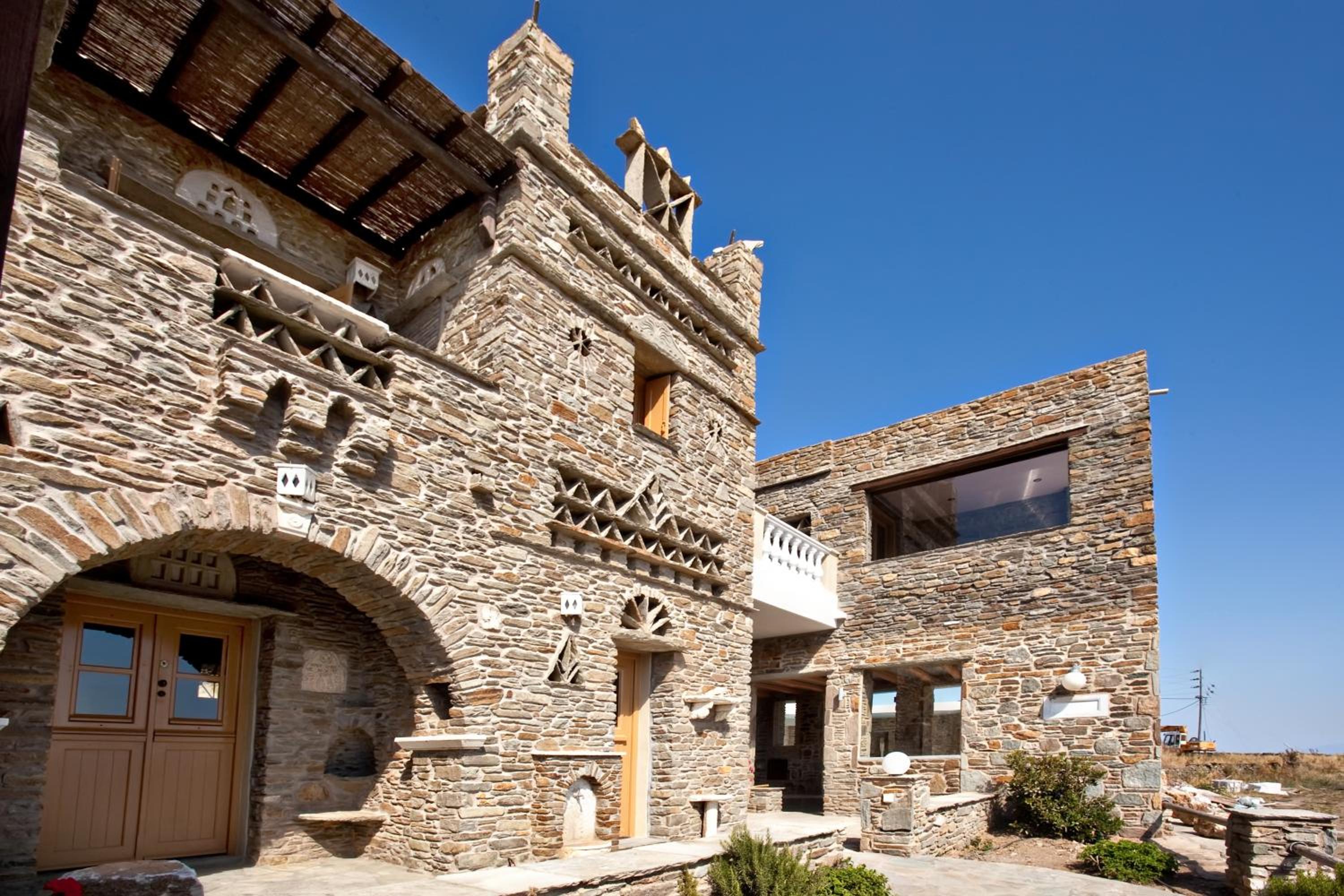 Tinos Habitart view 5