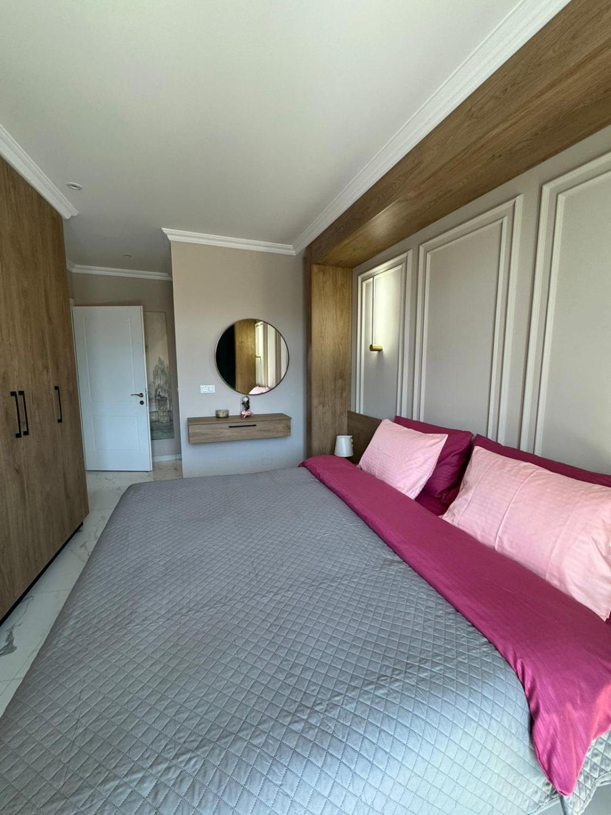 Lake View Apartament