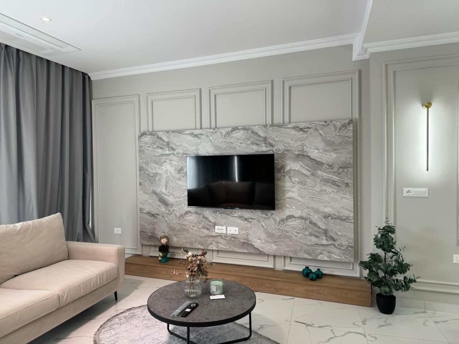 Lake View Apartament