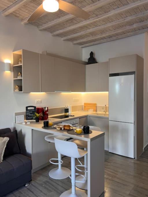“Myrto” Apartments- Ornos Beach view 5