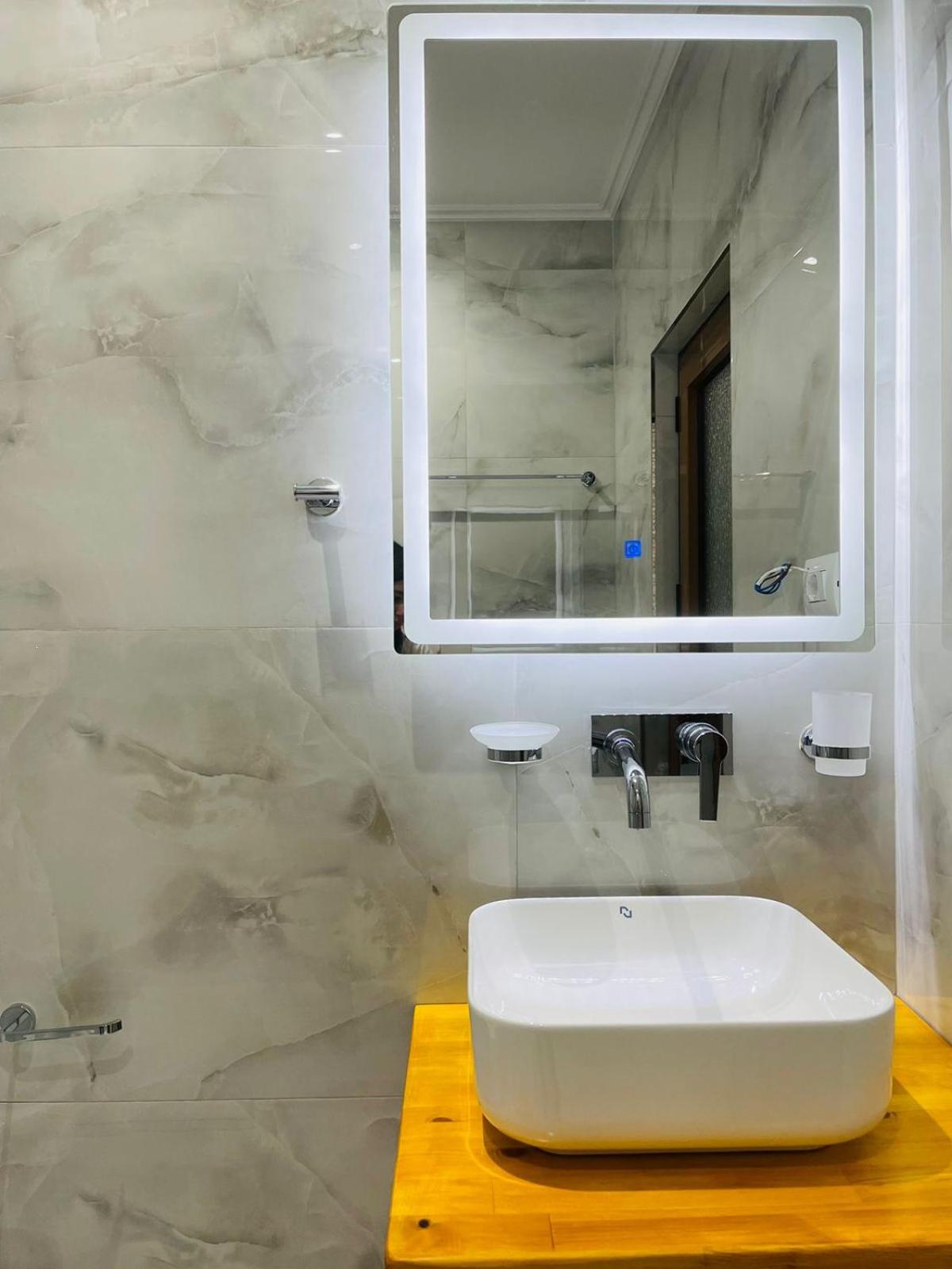 Xhibo Apartments Sarande