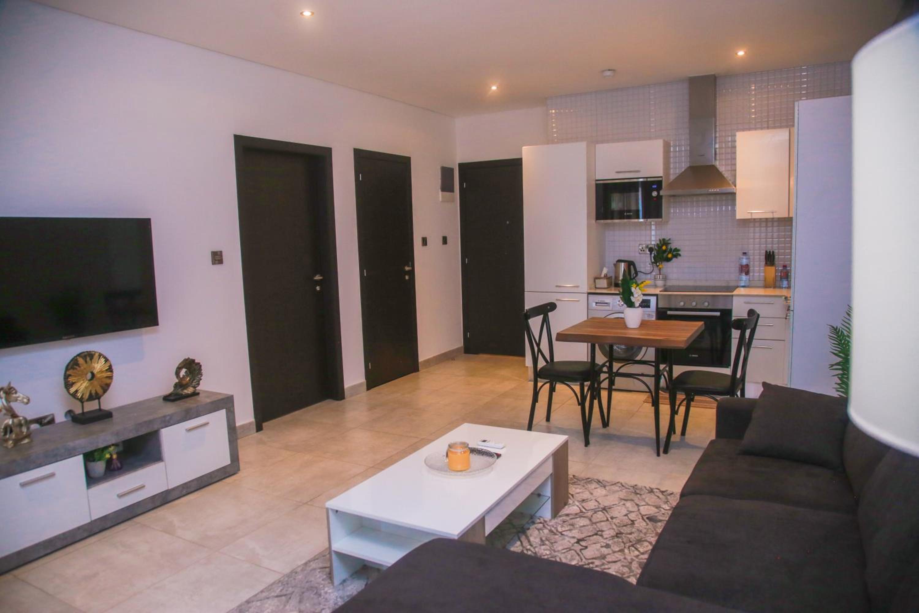 Bark Luxury Apartments @The Signature view 5