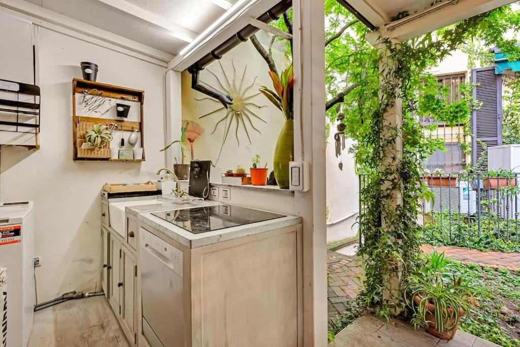 Garden, Charme and Luxury in the Center of Milan