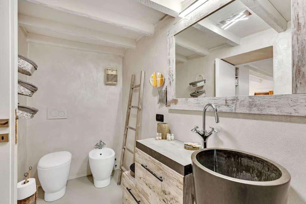 Garden, Charme and Luxury in the Center of Milan
