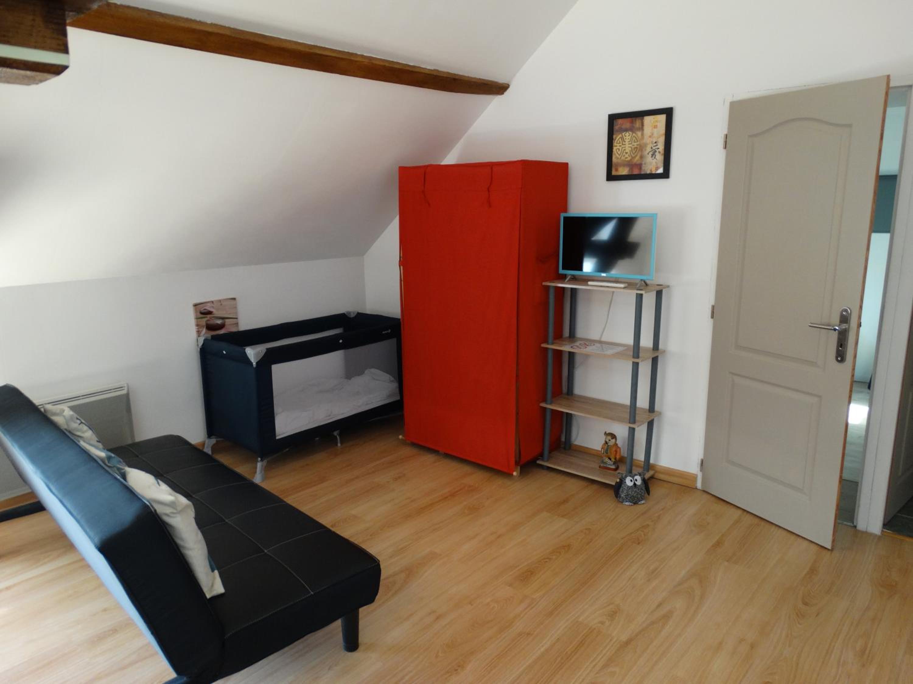 Photo 8