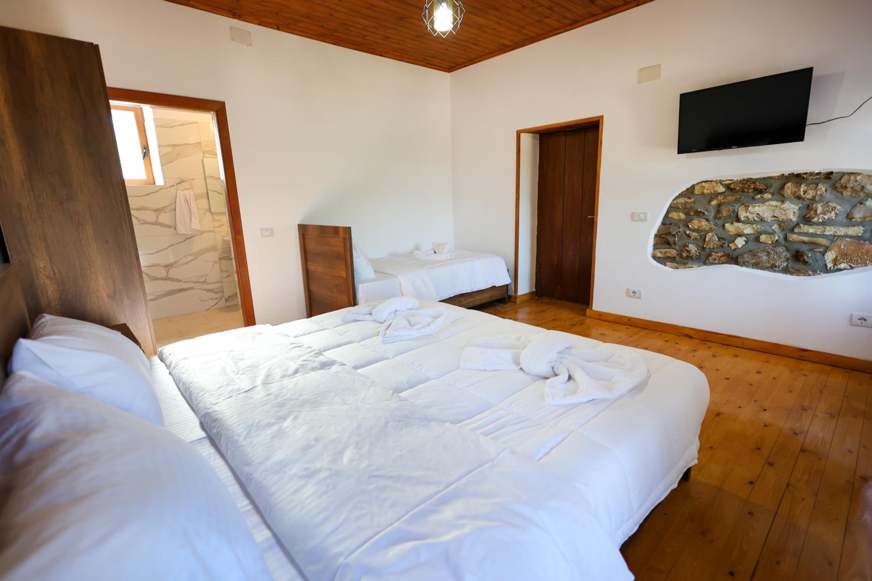 Villa Shpiragu Village Experience