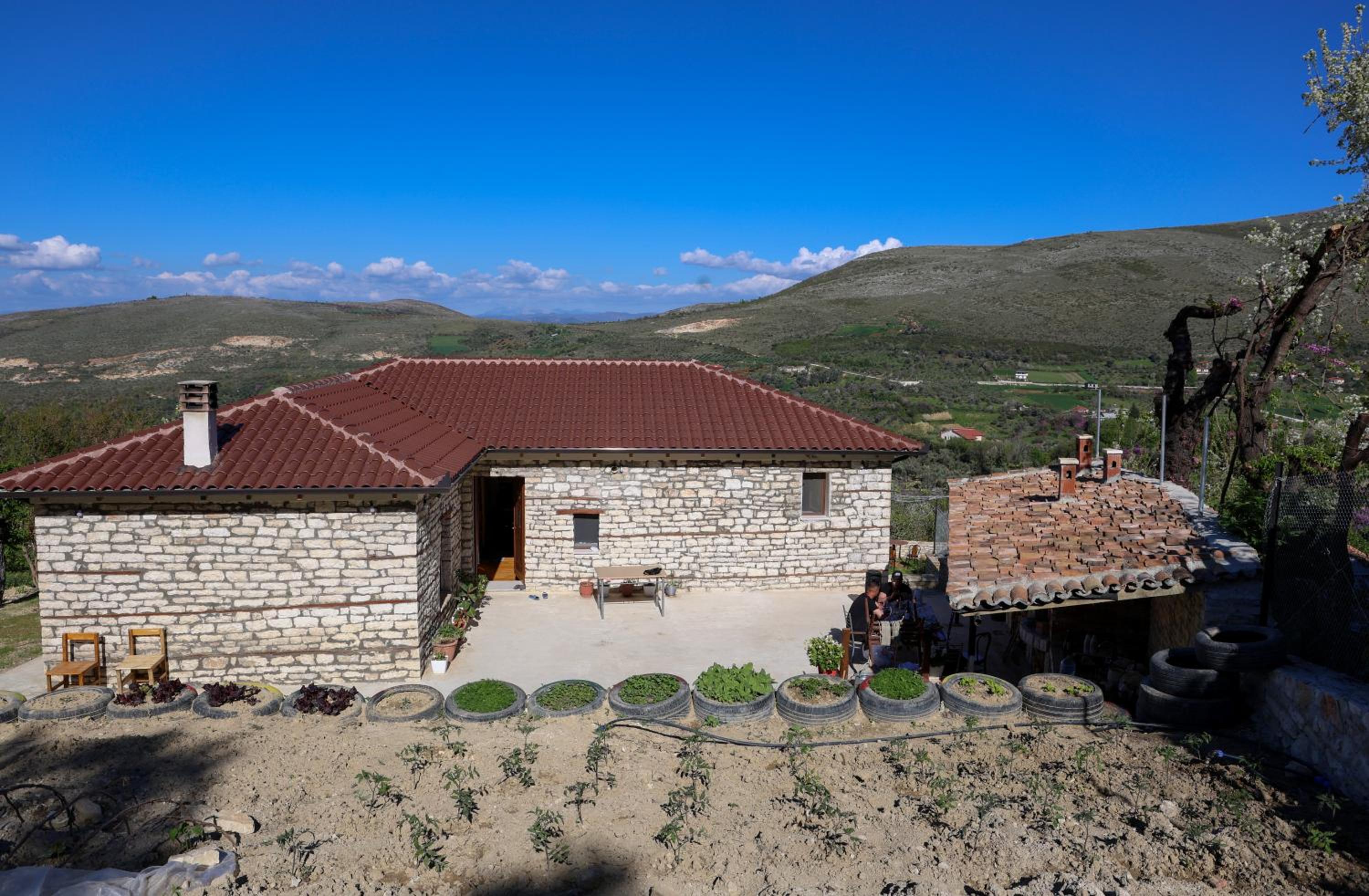 Villa Shpiragu Village Experience