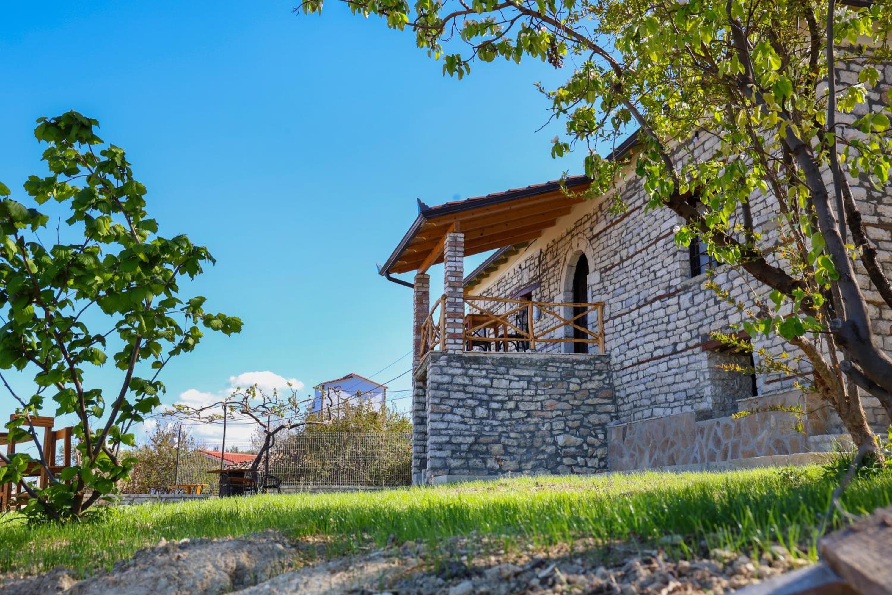 Villa Shpiragu Village Experience